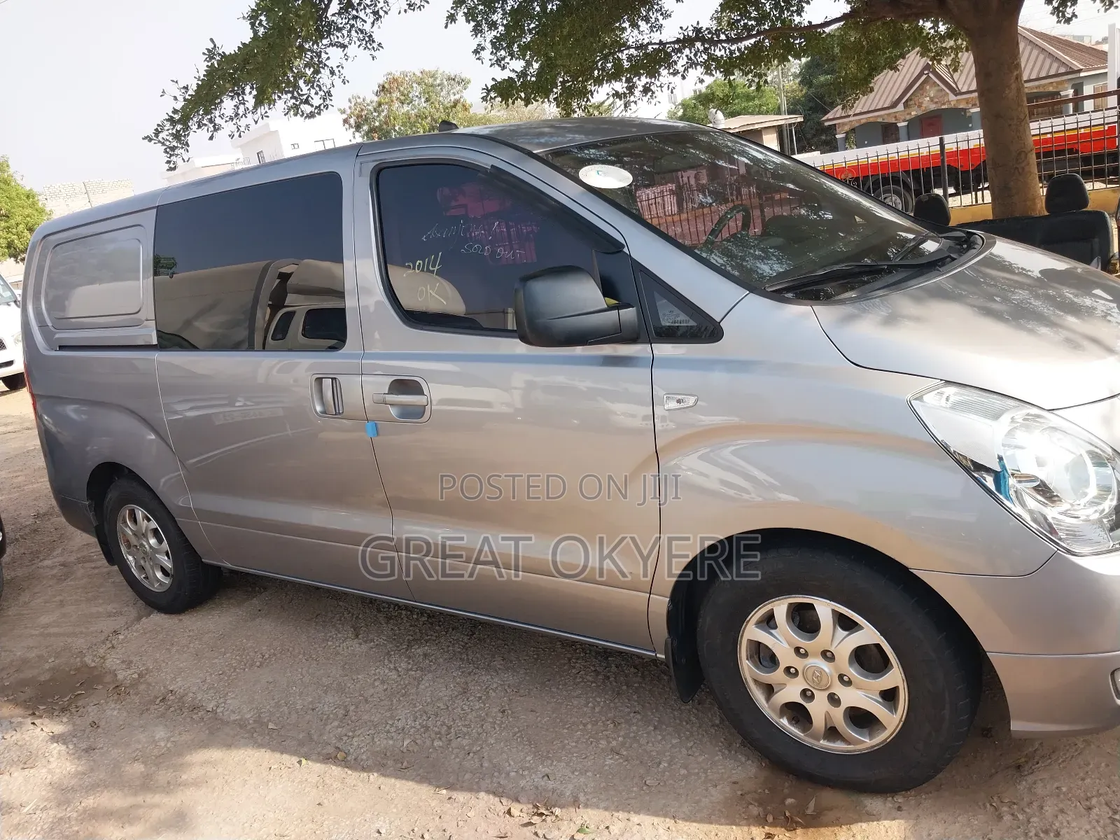 Hyundai Starex 2015 Silver