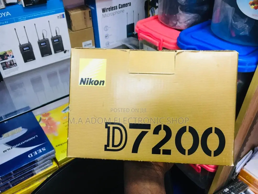 Nikon D7200 Camera:Your First DSLR,Your First Great Stories