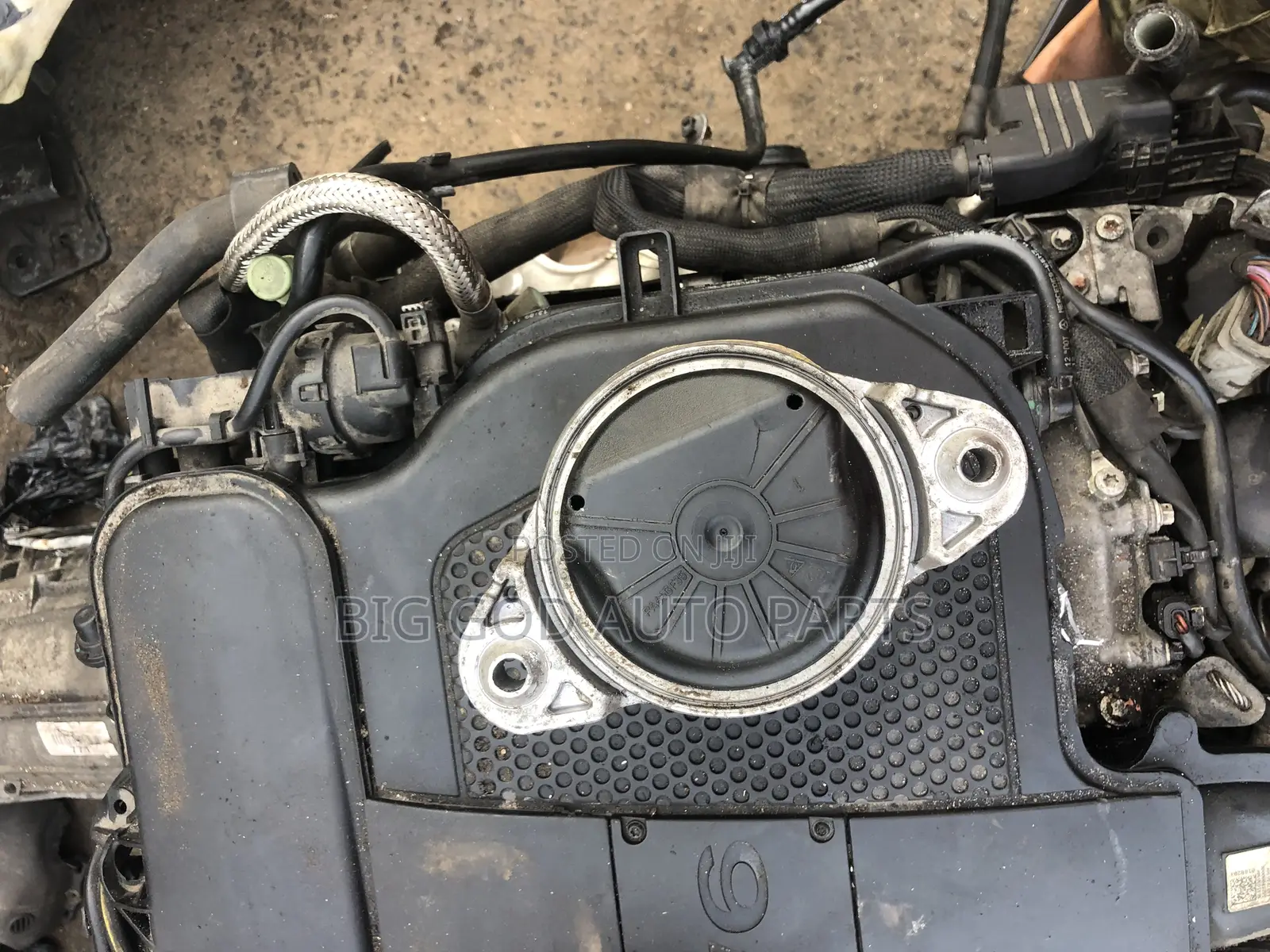 Mercedes Benz 205 and 204 Engine Seat