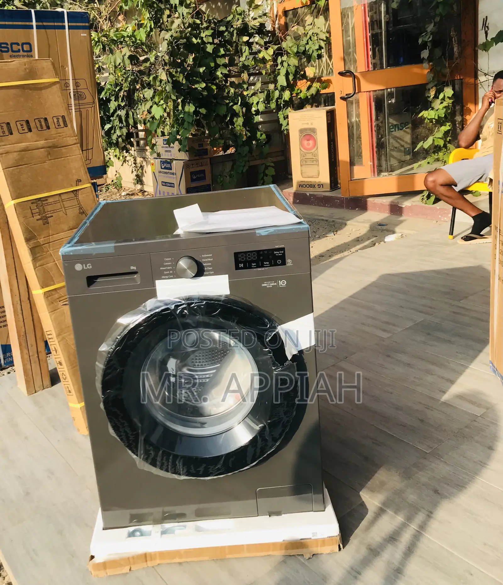 High Quality LG F2Y1TYP6J 8kg Front Load Washing Machine.