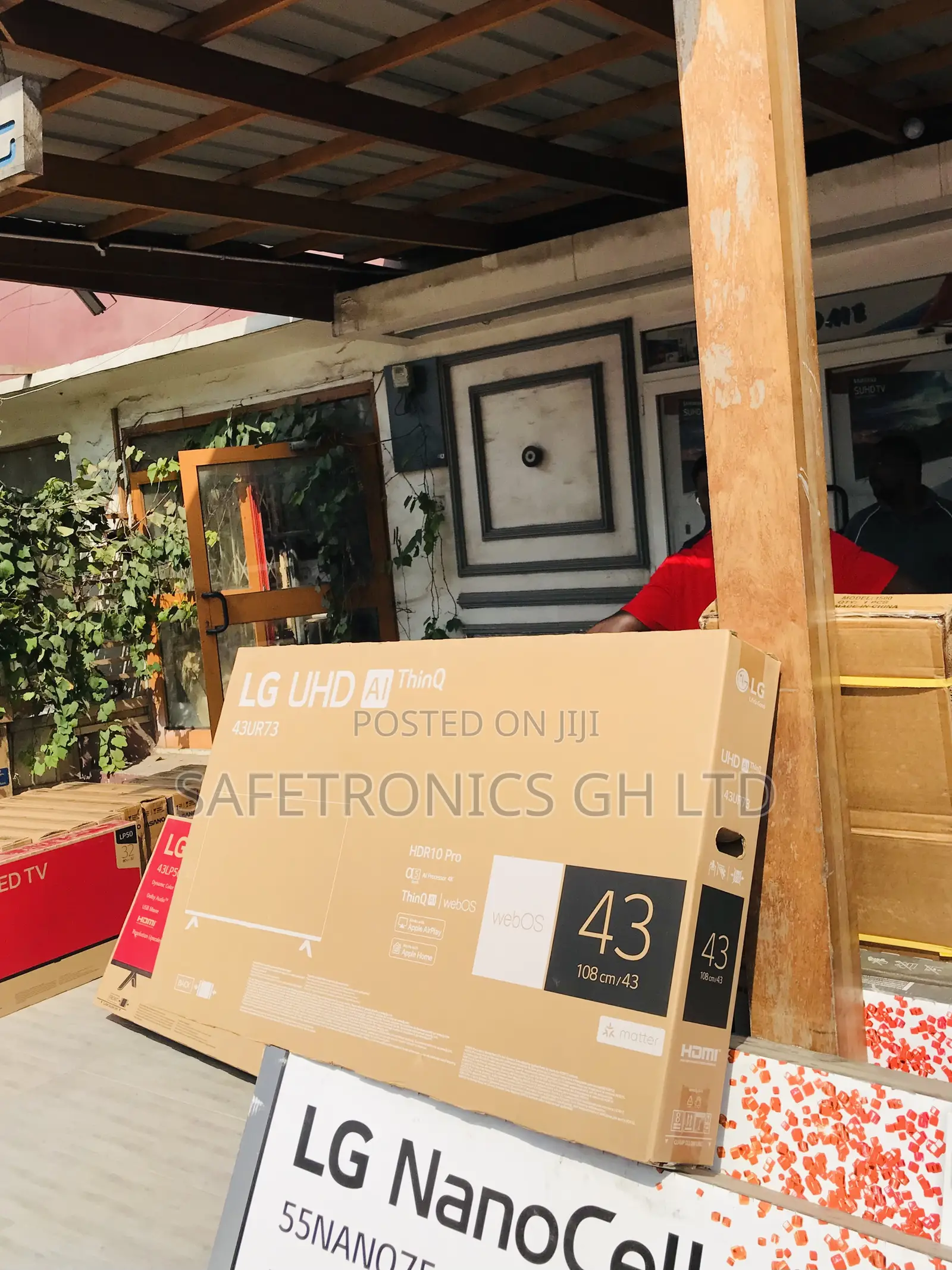 Massive 43 Inch Led Smart Android Lg Ur73 Tv