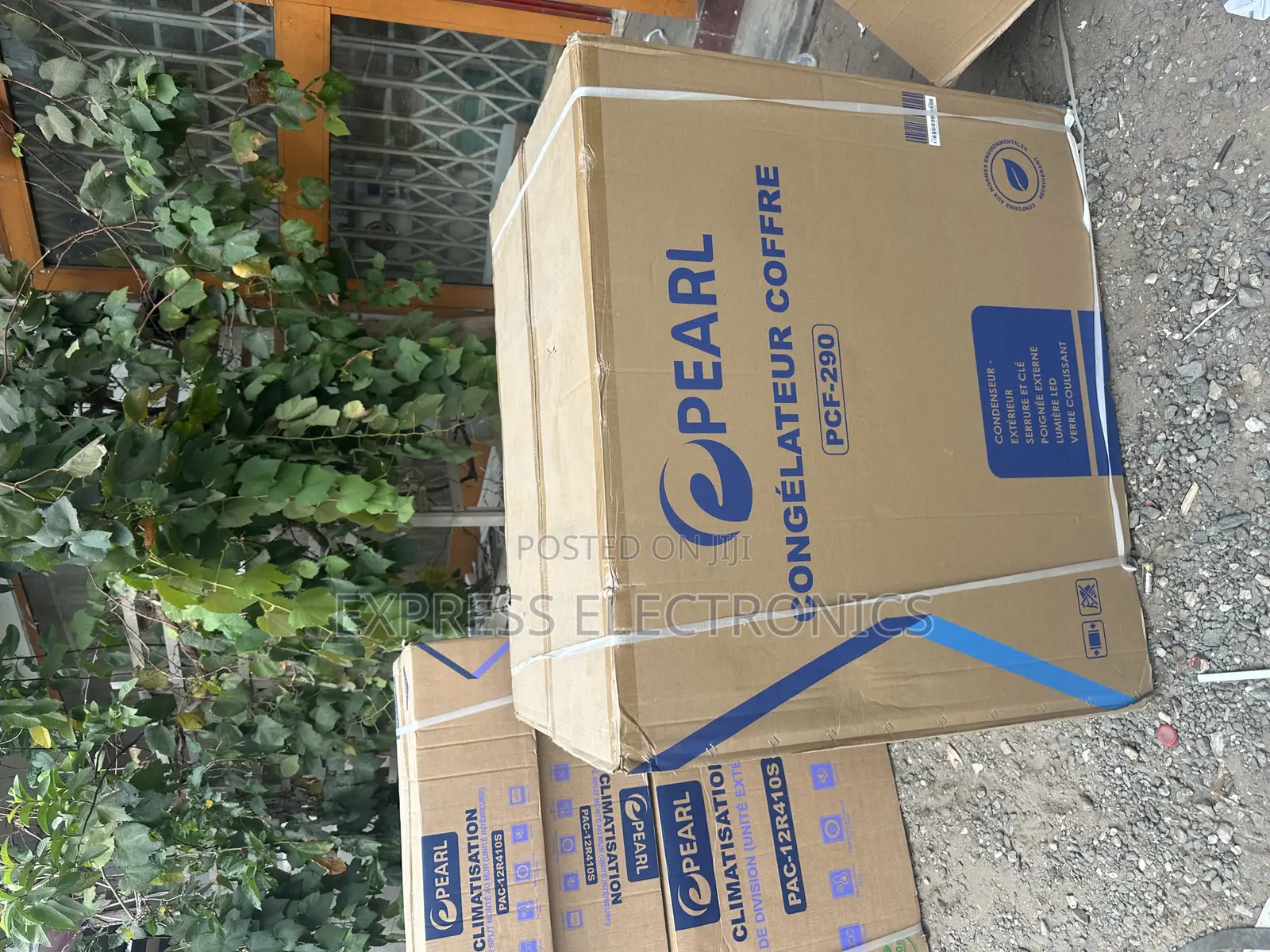 Chest Freezer Single Door PCF 2530 -1a. 200l