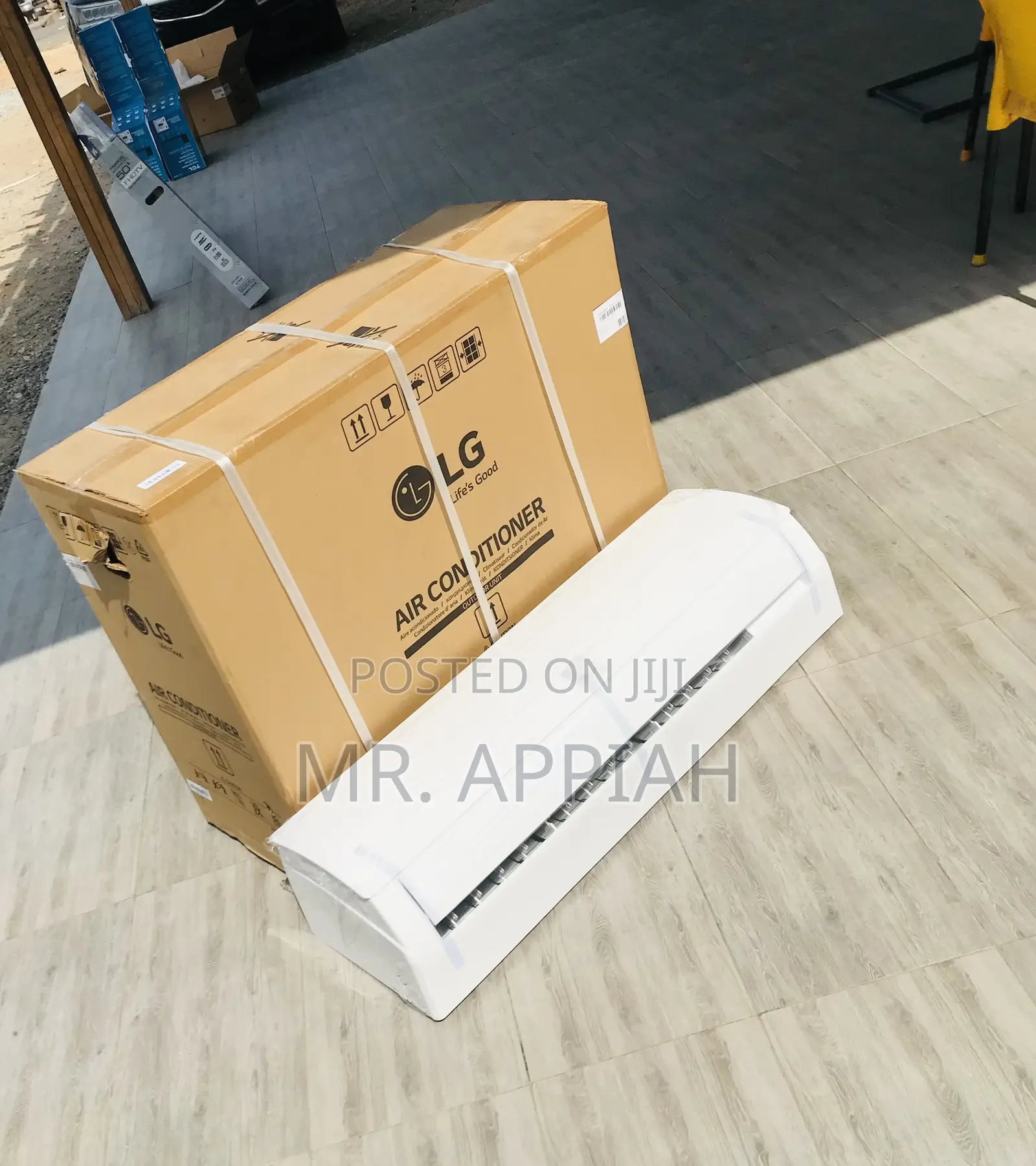 Energy Efficient LG S12ATC 1.5hp Split Air Conditioner.