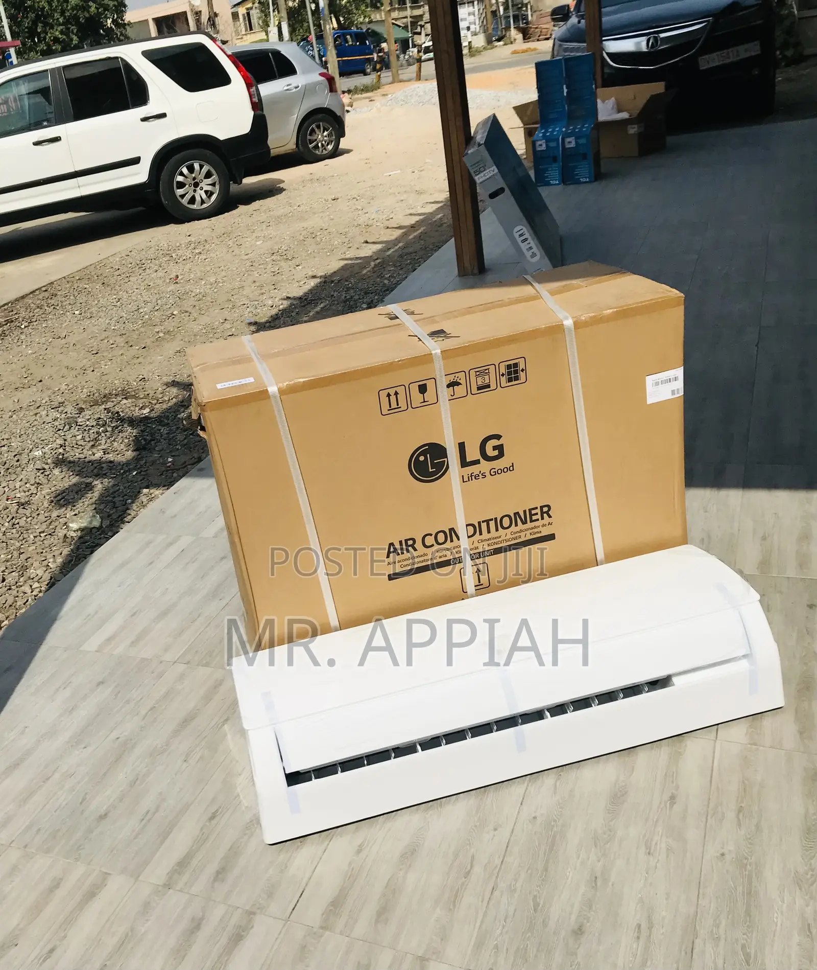 New LG S246LC 2.5hp Non Inverter Air Conditioner(White)