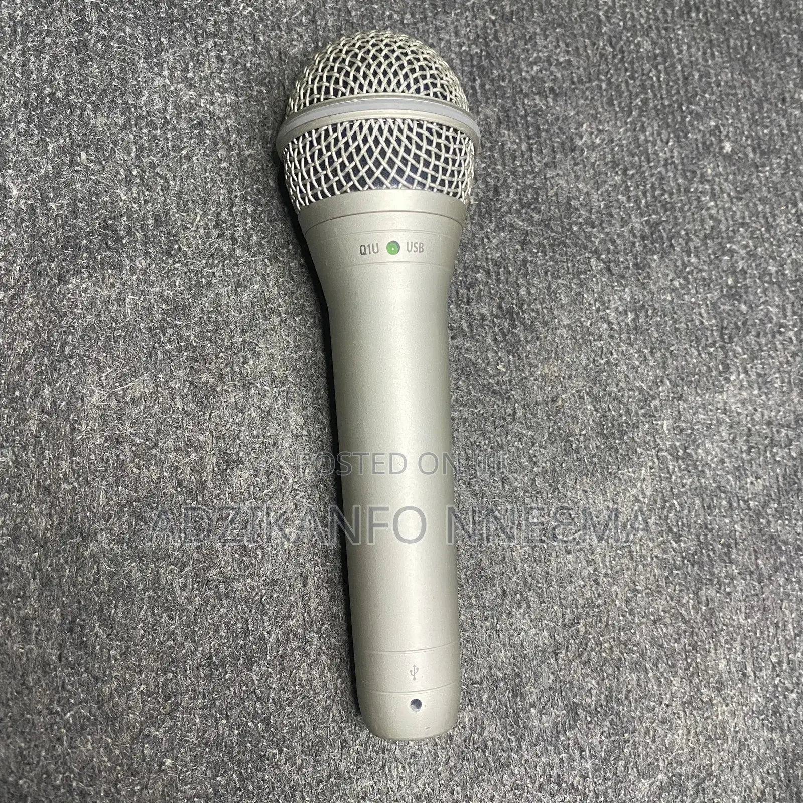 USB Dynamic Microphone (Samson Q1U)