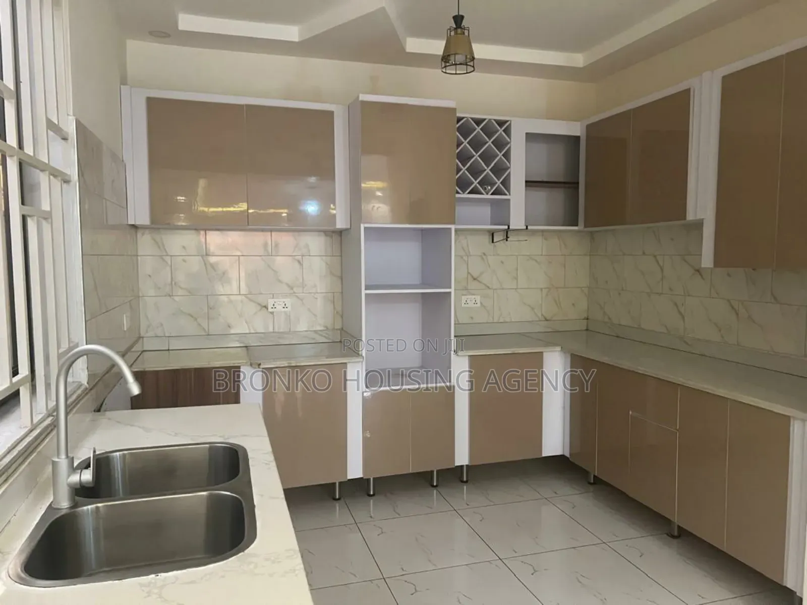 4bdrm House in Bronko Housing, Baatsona Total for rent
