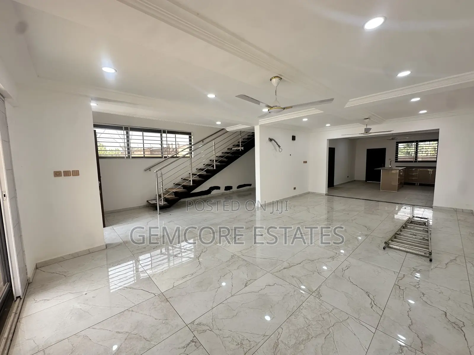 4bdrm House in Highways, Ashaley Botwe for sale