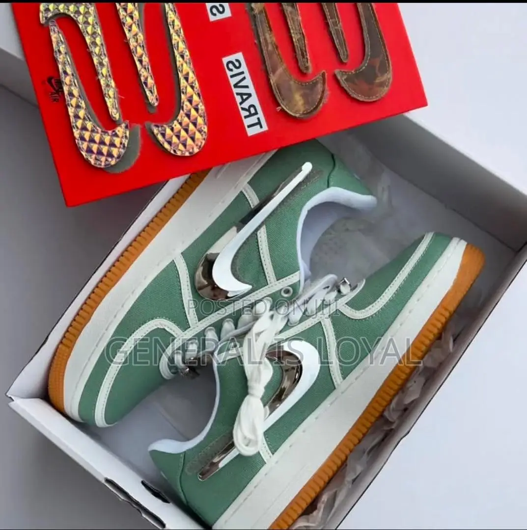 Nike Sneaker