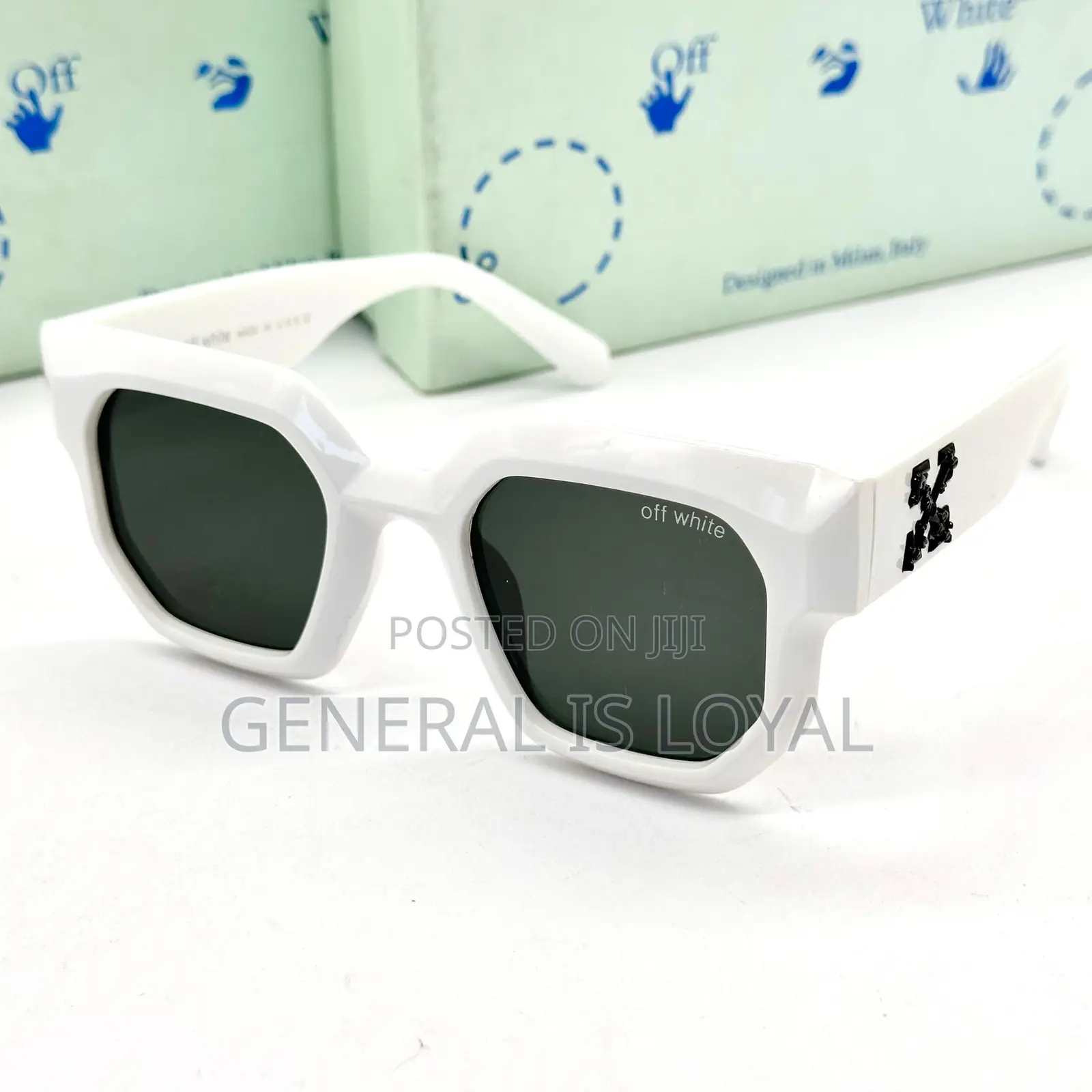 Off White Shades/ Glasses