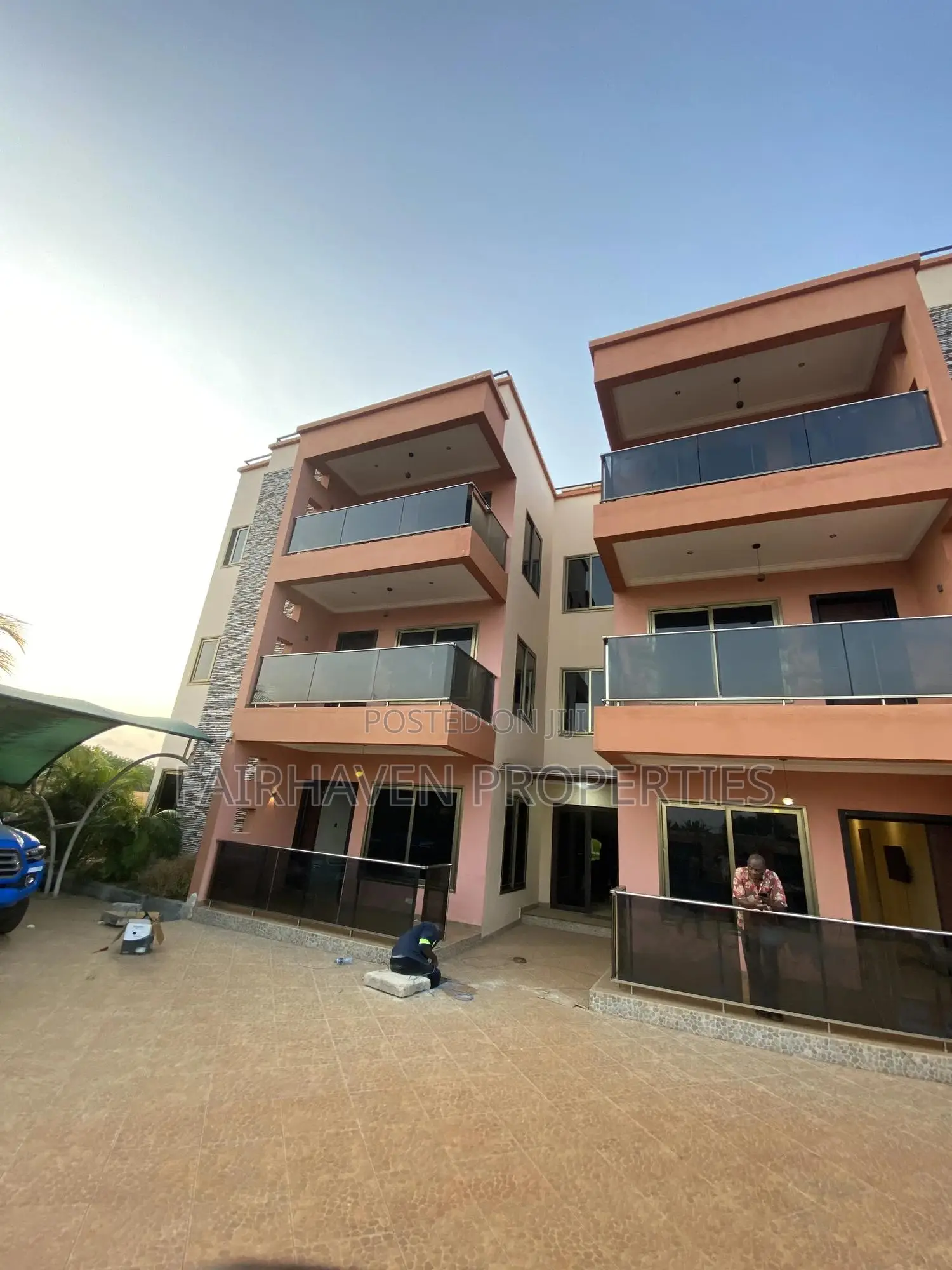 2bdrm Block of Flats in Tseaddo for sale