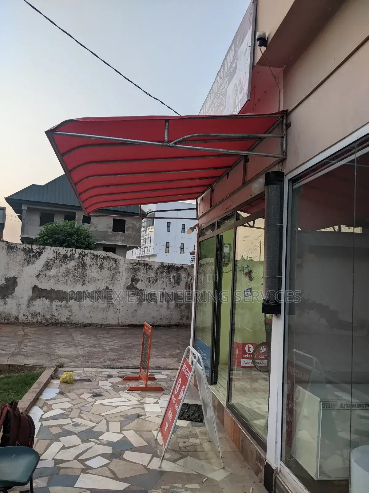 Sunshade/ Canopy