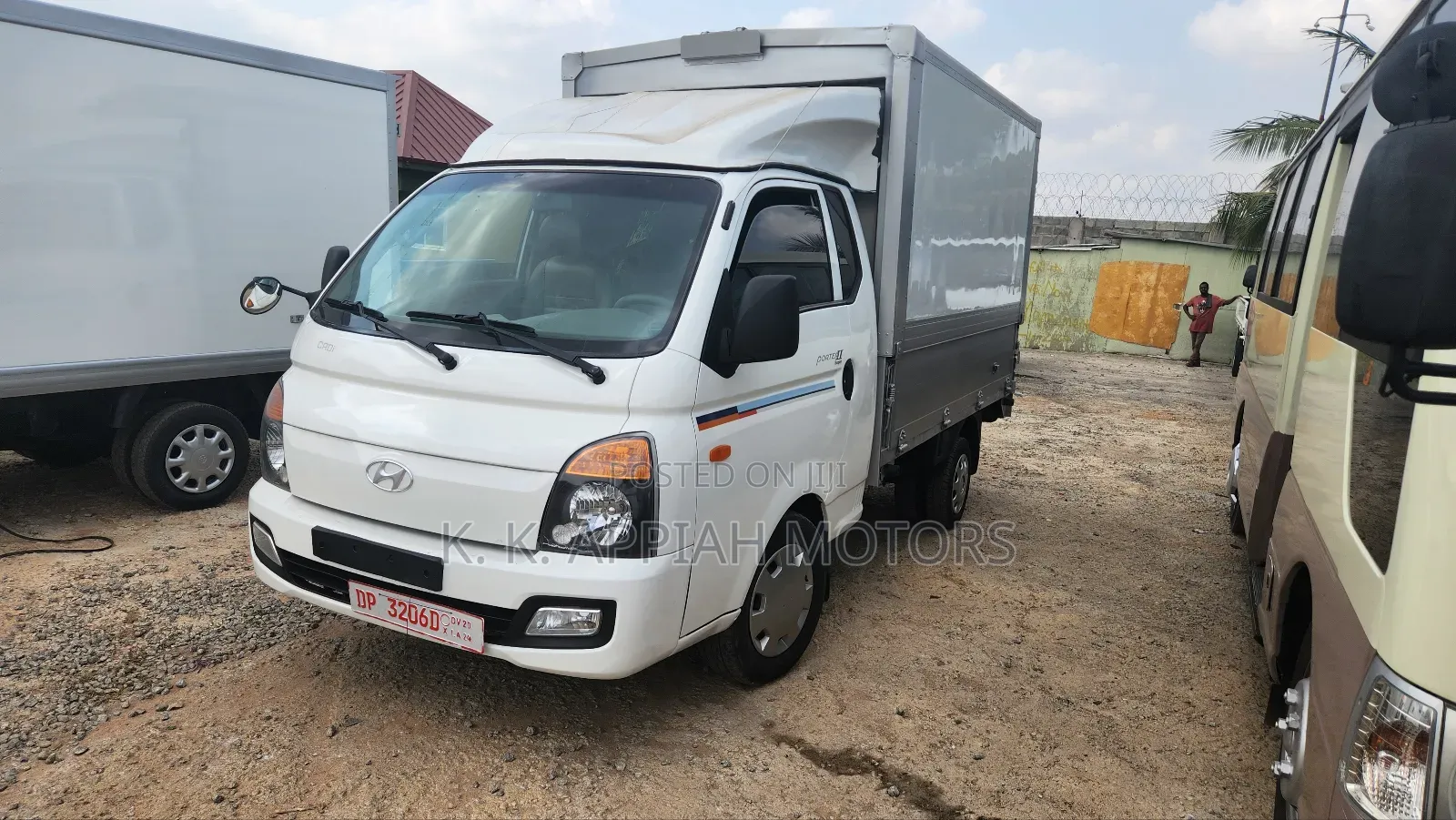 Hyundia Porter, Win Bady Truck