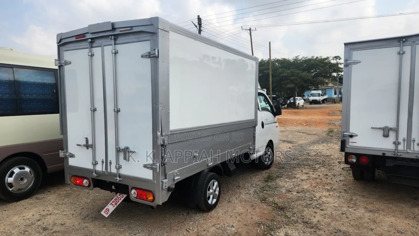 Hyundia Porter, Win Bady Truck
