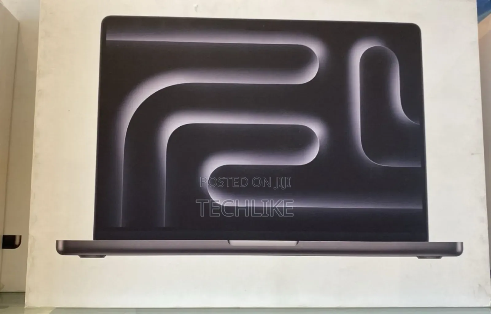 New Laptop Apple MacBook Pro 2024 M4 14-Inch 24GB Apple M4 SSD 512GB