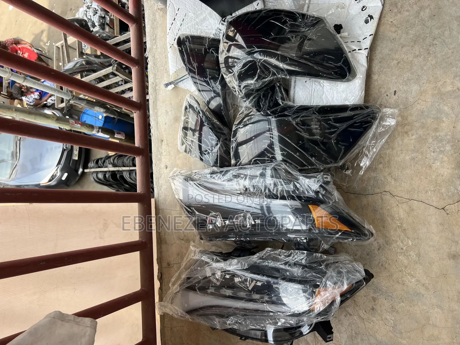 Toyota Venza 2009 - 2016 Spec Bumper,Headlights,Taillights