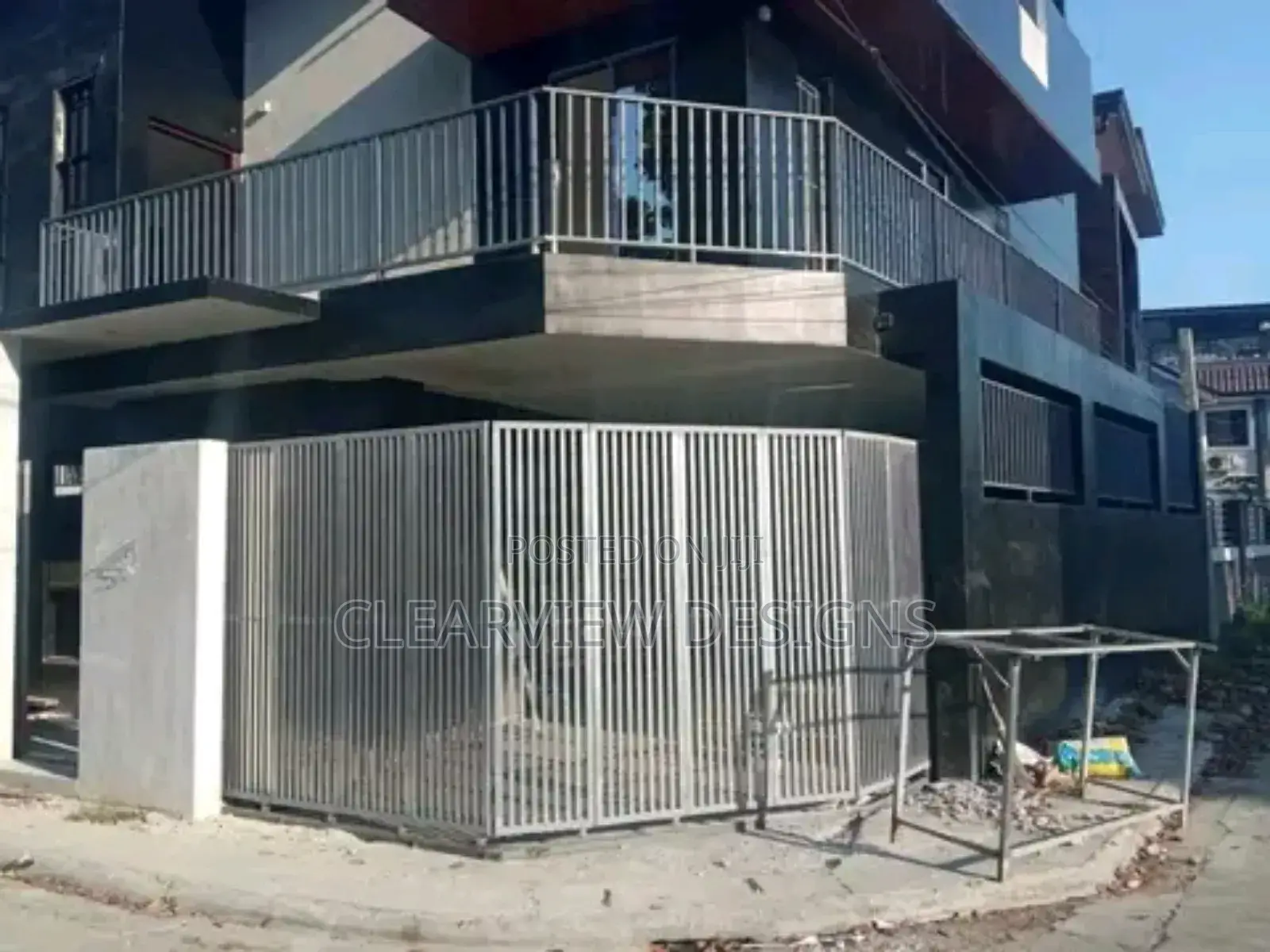 Secure Stainless Steel Metal Railings and Fence Fabrication