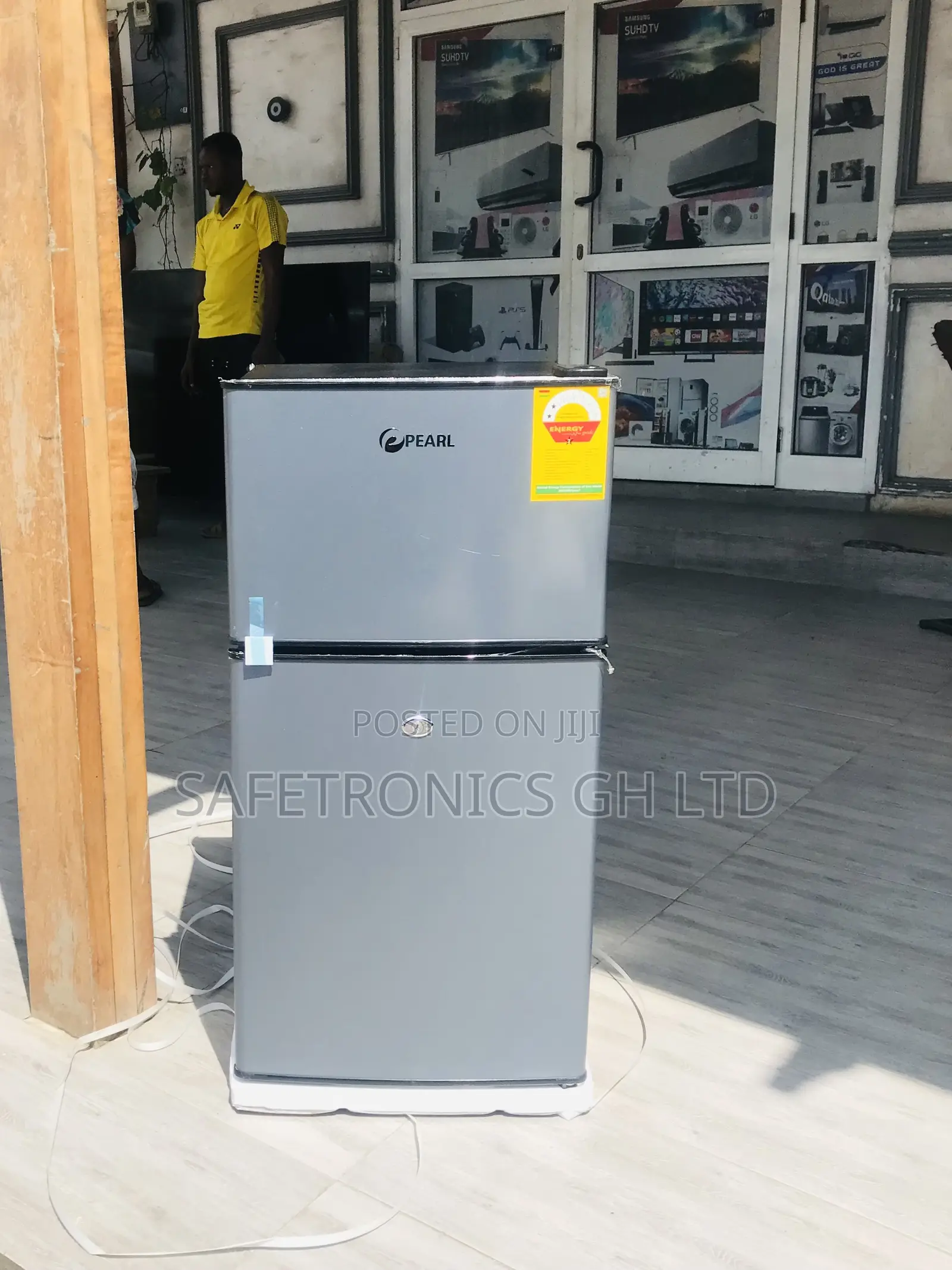 Best Reliable Top Mount Double Door Pearl 90 Liters Fridgev