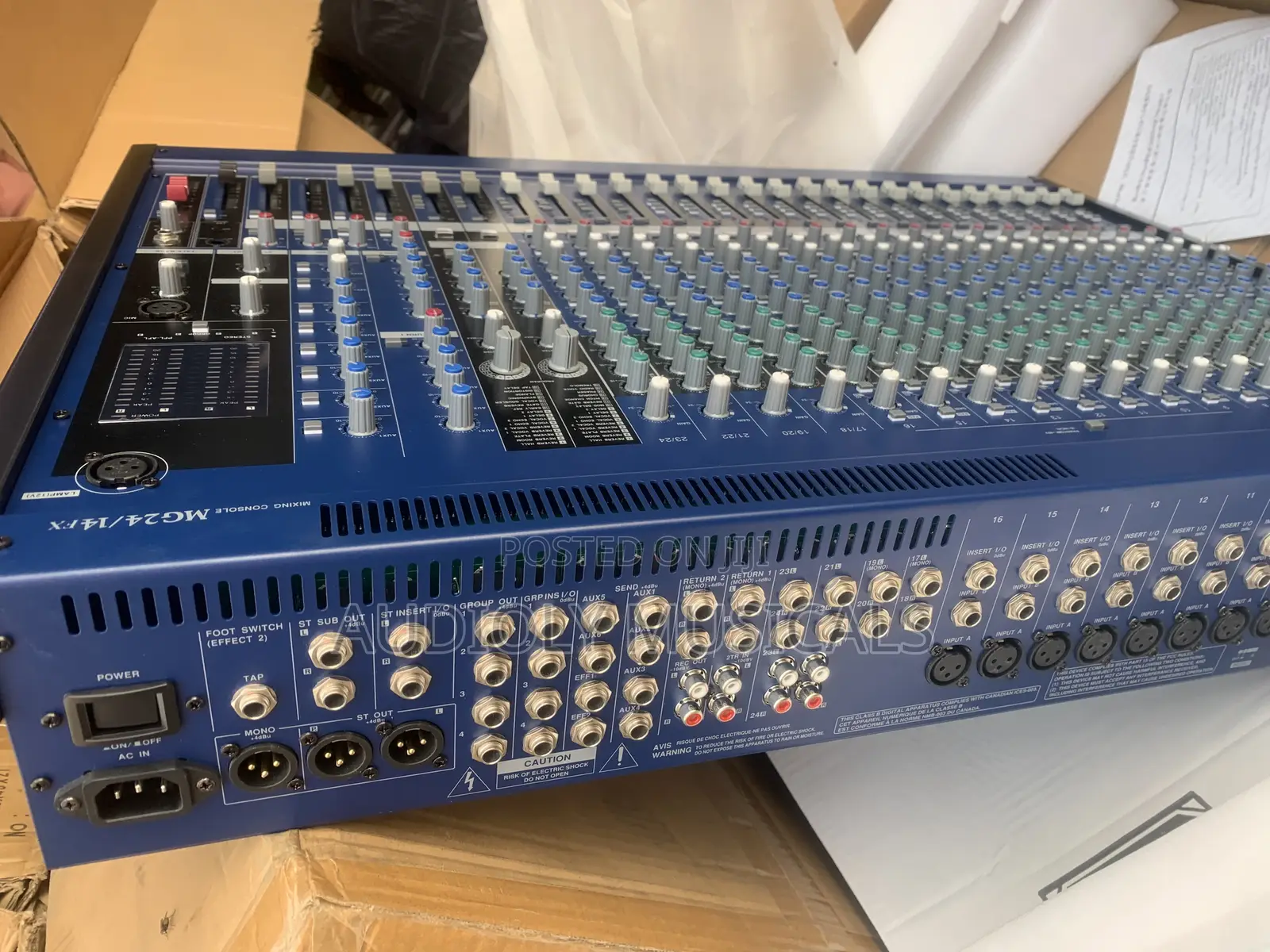 Mg 240- 24 Channel Raw Mixer 24 /Yamaha