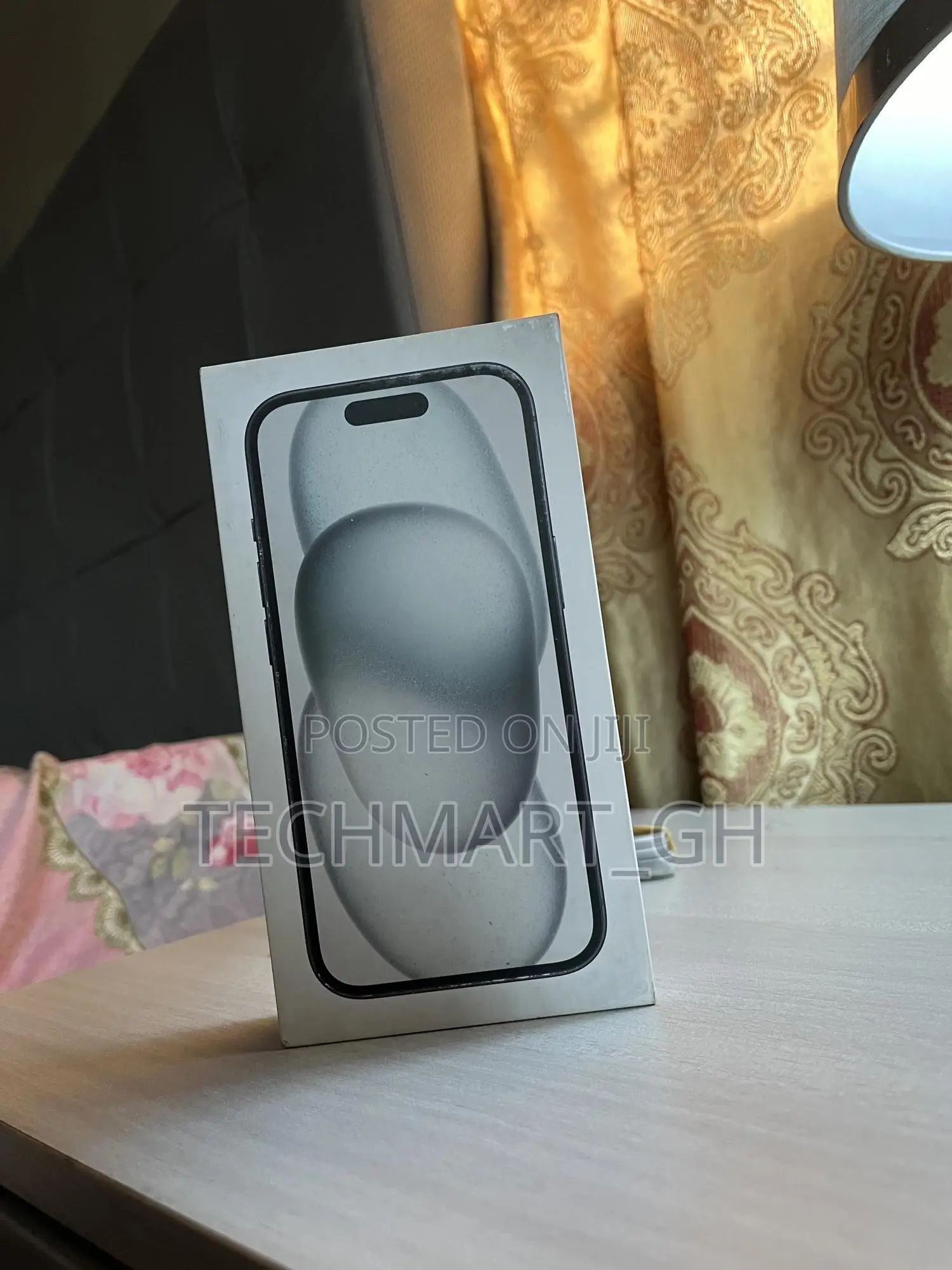 New Apple iPhone 15 128 GB Black