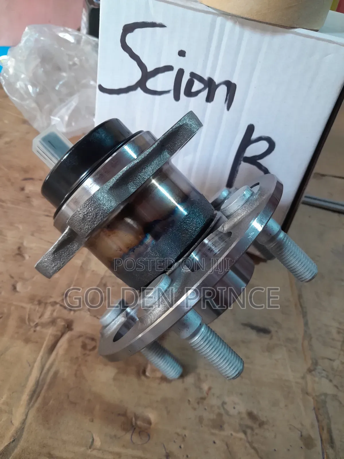 Toyota Scion Back Hub