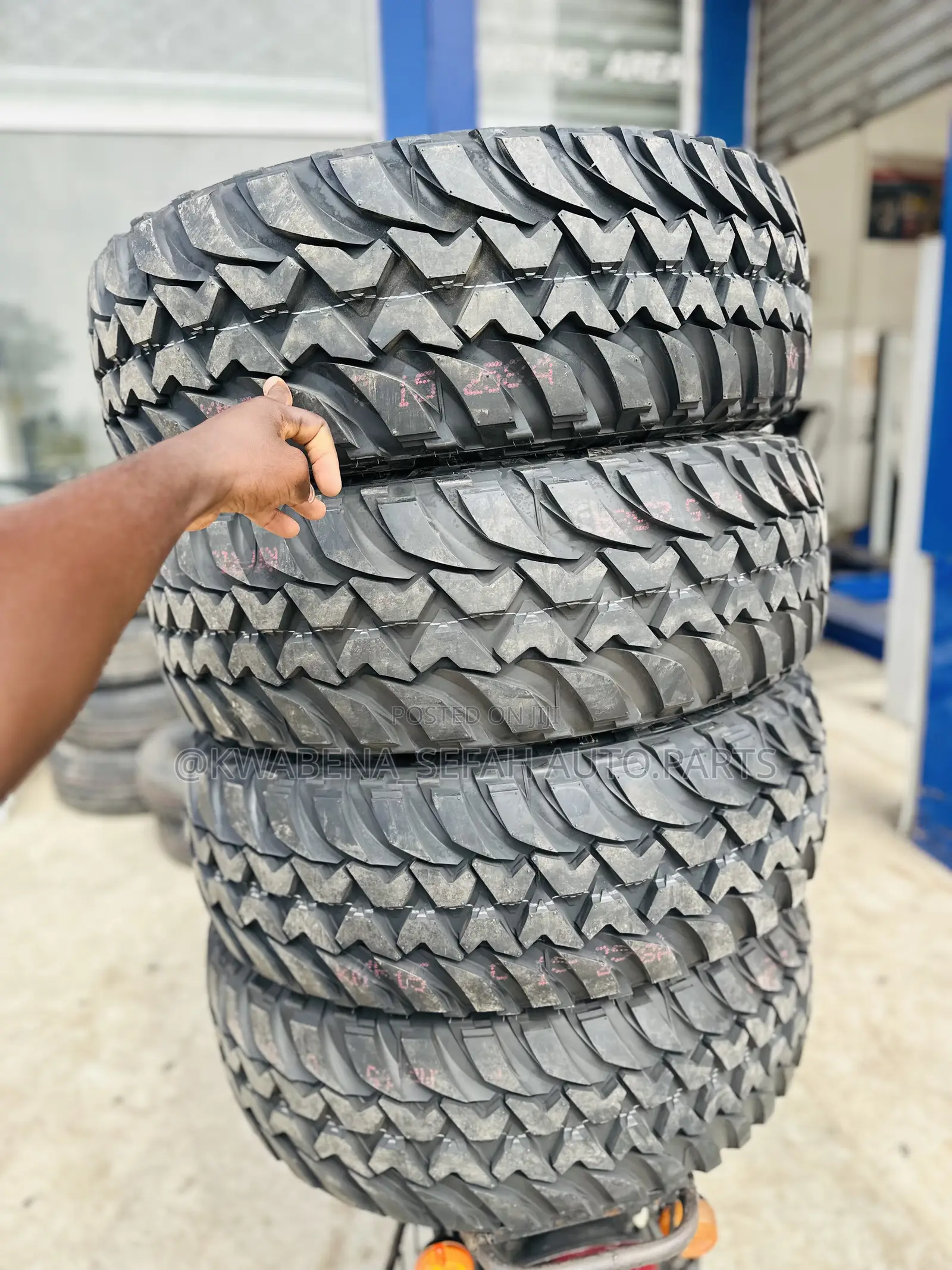 Original Bridgestone 265/70r17 Tyres Available for All Cars