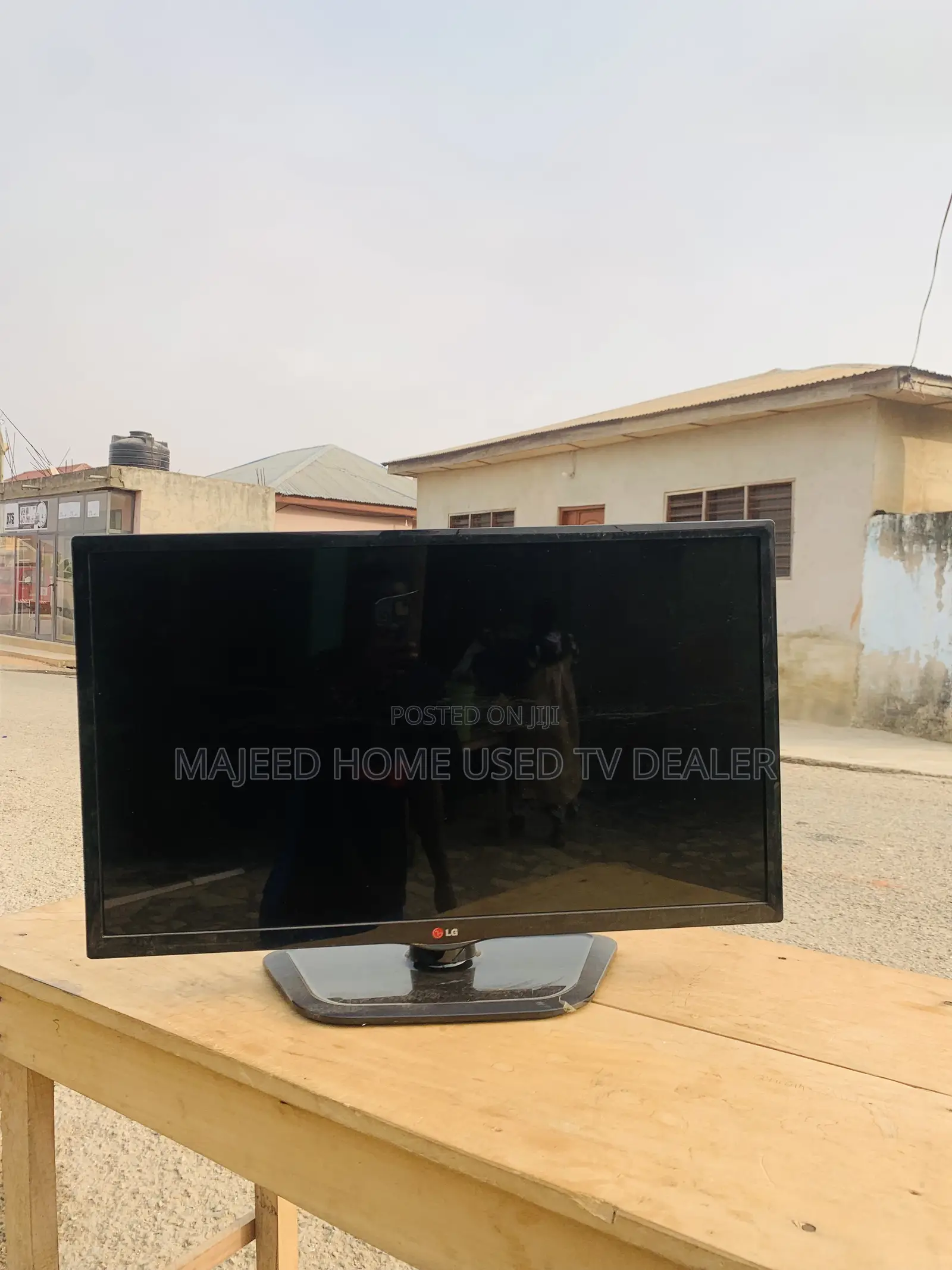 LG Led Digital Satellite Tv 32inches