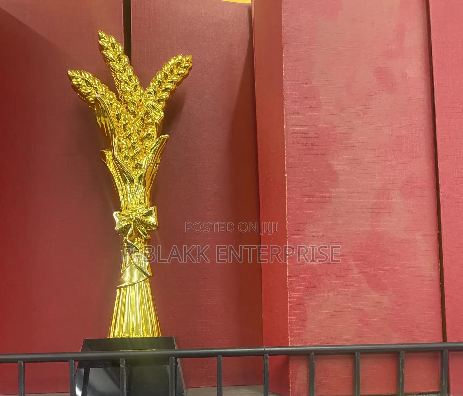 Award Plaques/ Award Trophy