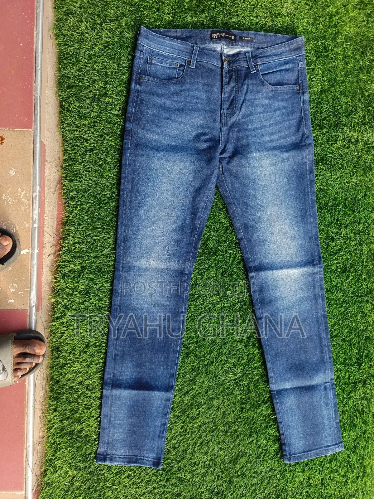 Buy Now| Slim Fit Faded Blue Denim Jeans Size 32 Only