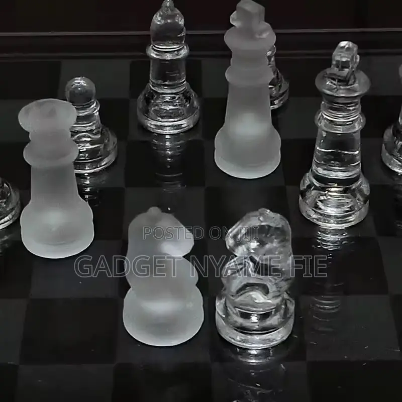 Glass Chess (35cm)