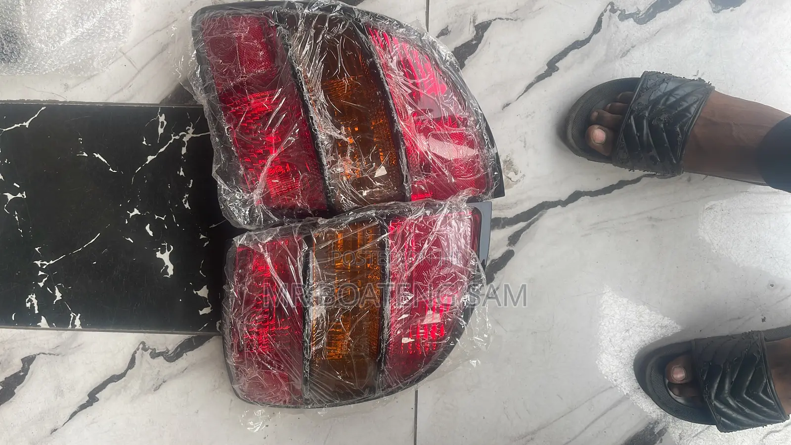 Pontiac Vibe 2005 Taillight
