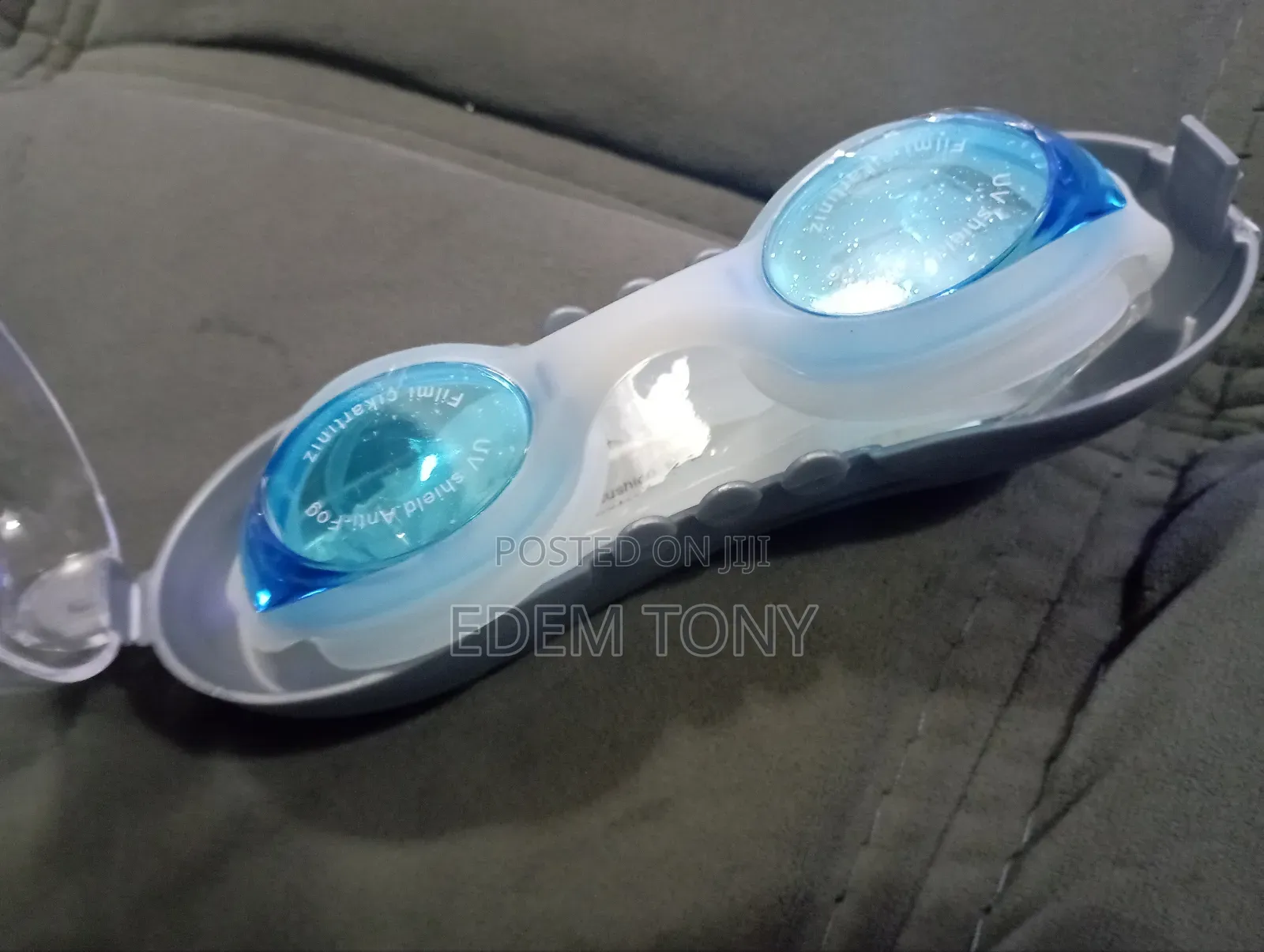 Swimming Goggles - Uv Shield and Anti-Fog