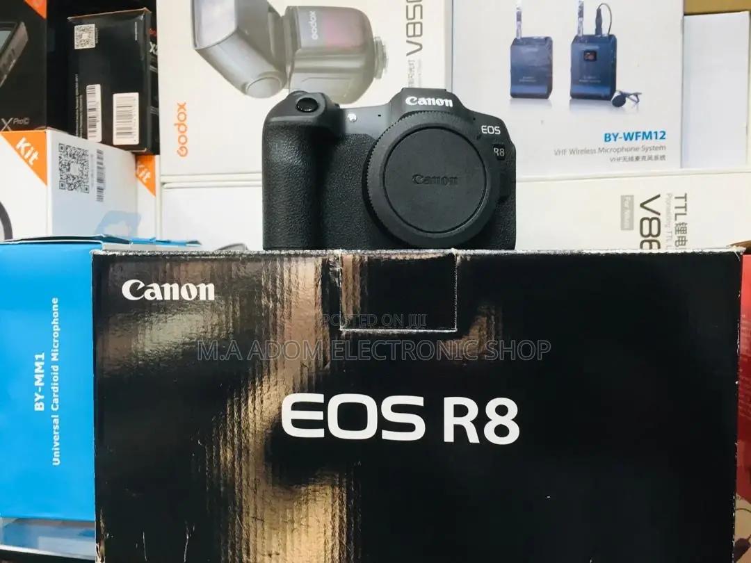 Canon EOS R8 - Compact Power for Creative Expression