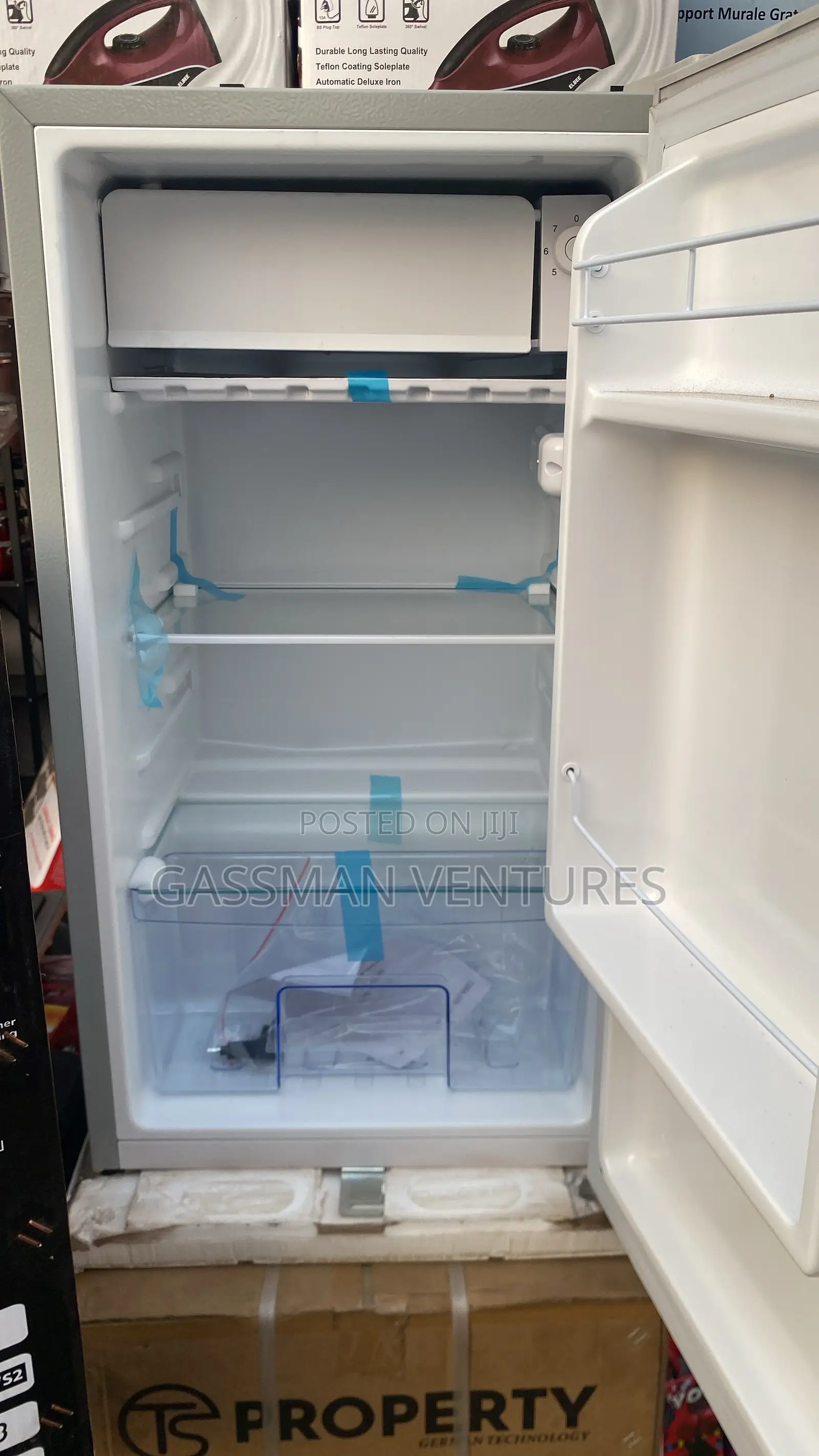 Property Quality Table Top Fridge