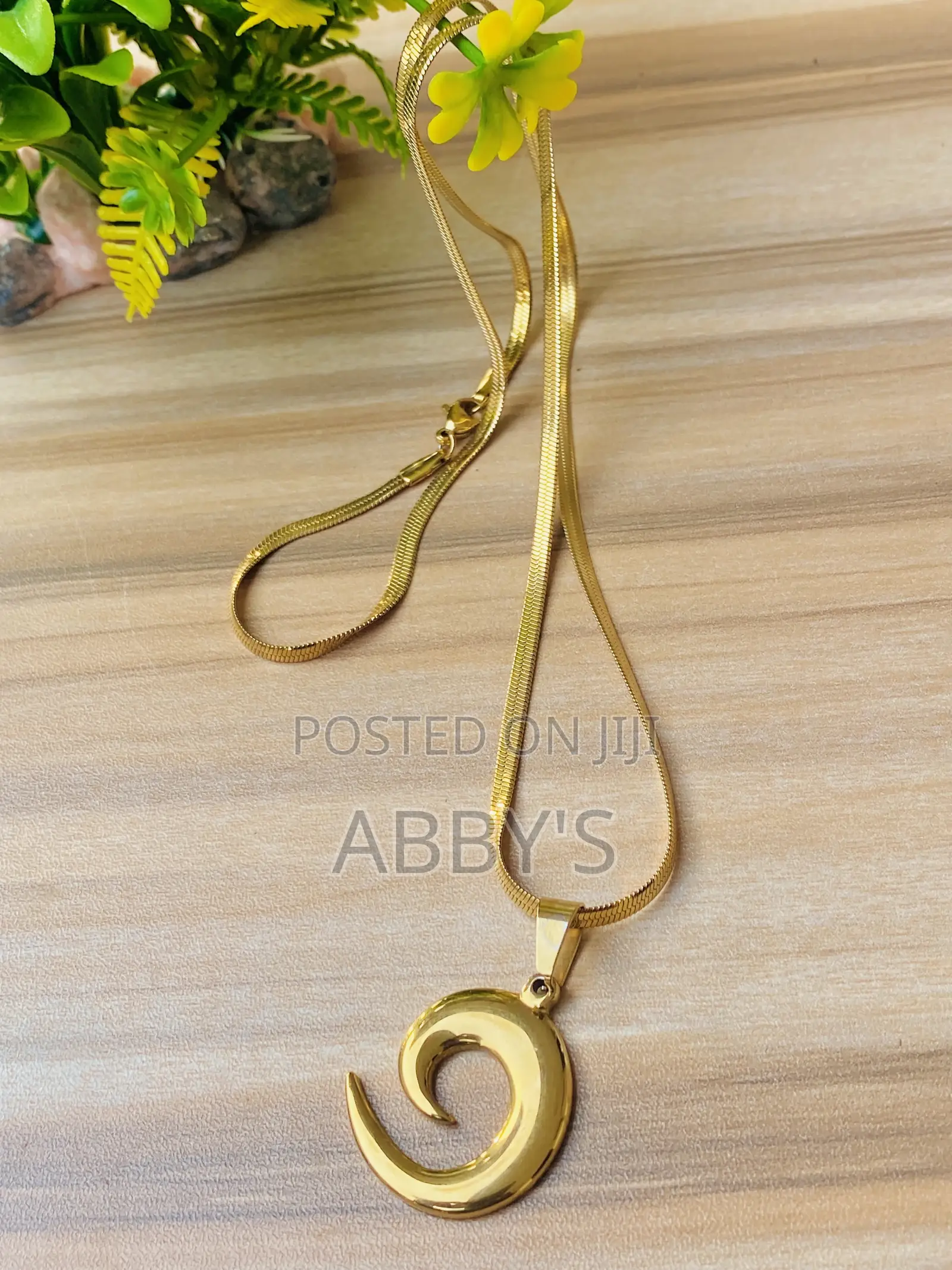 Claw Shaped Unisex Necklace
