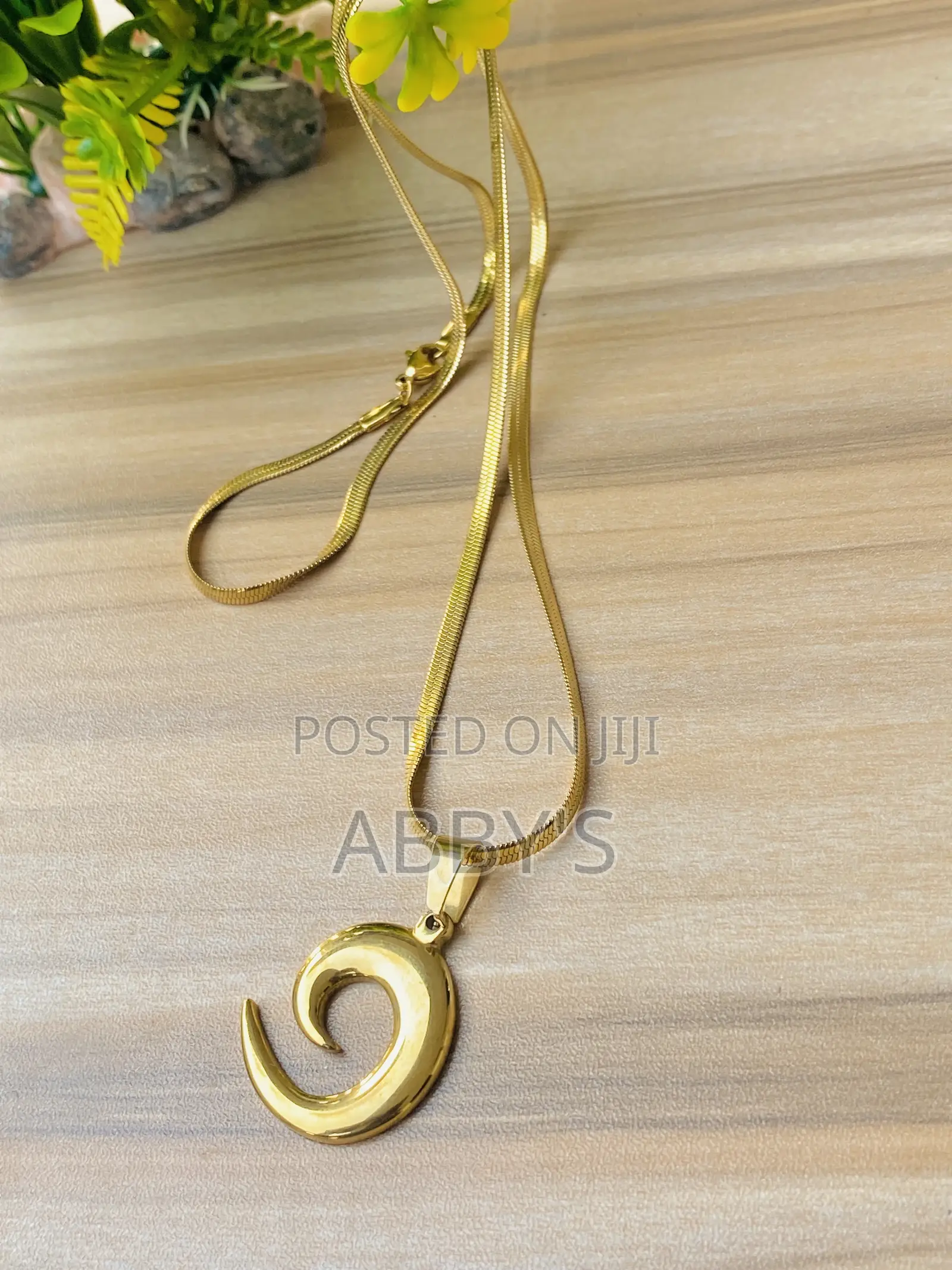 Claw Shaped Unisex Necklace