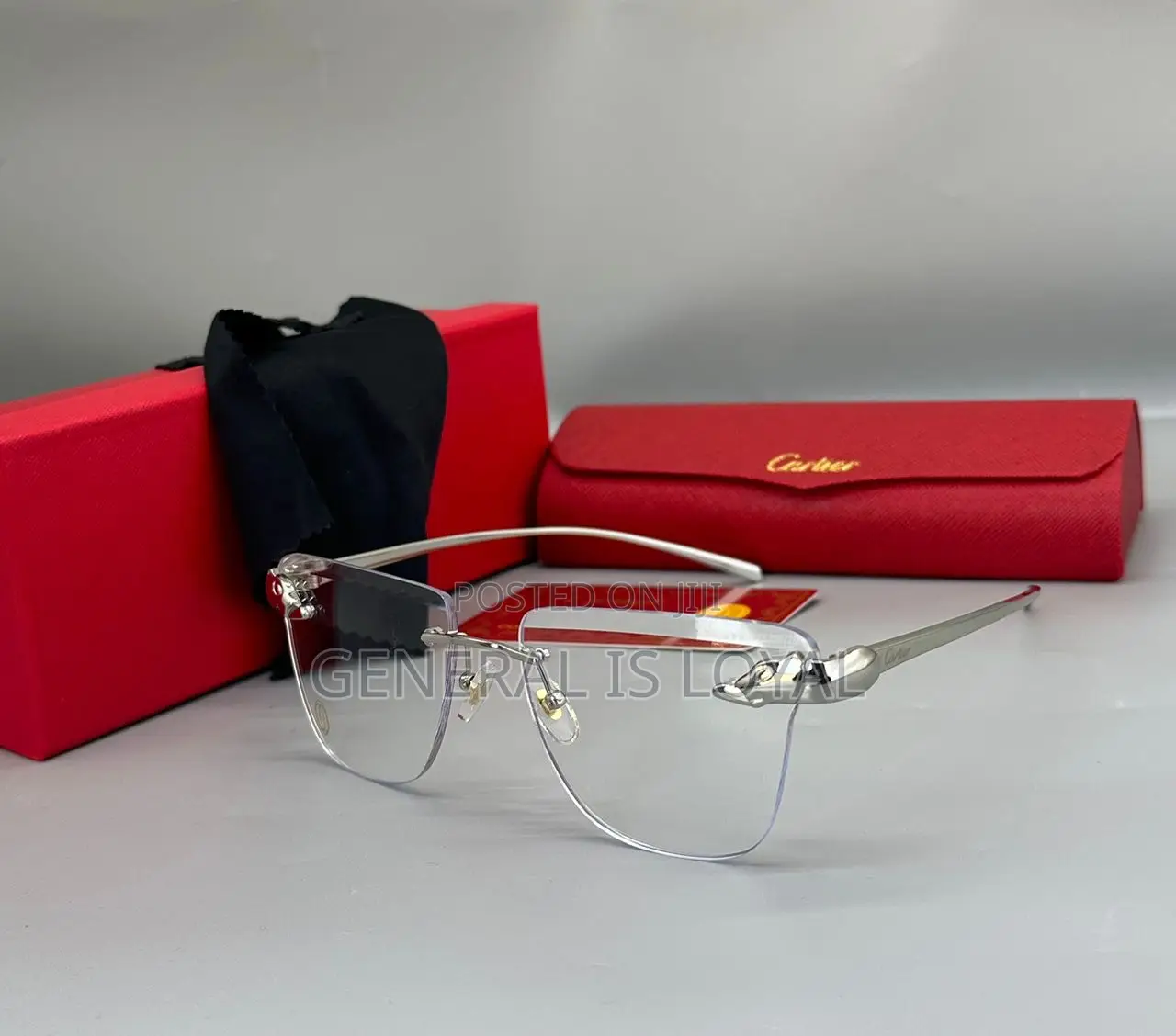 Plain Glasses / Cartier Gold, Sliver