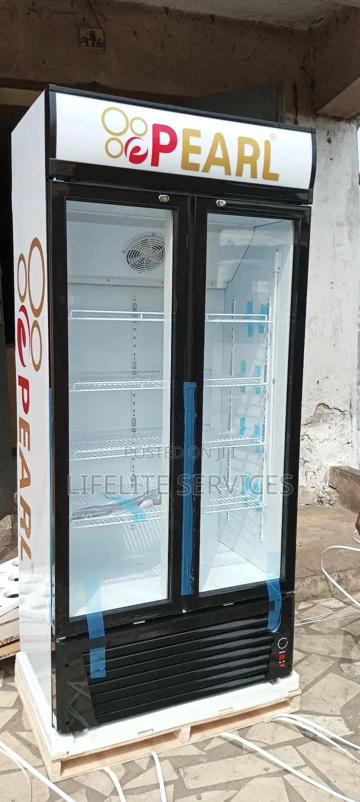 Giant Display Fridge By Pearl 518 Litres