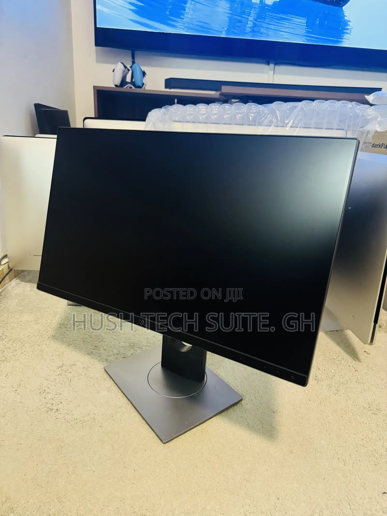 Dell 24” Edgeless IPS Display Monitor Full HD