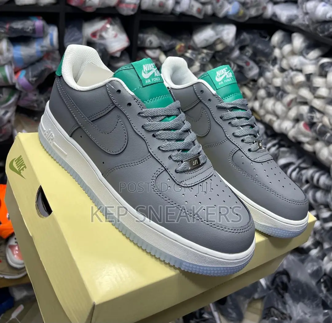 Nike Airforce 1 Grey