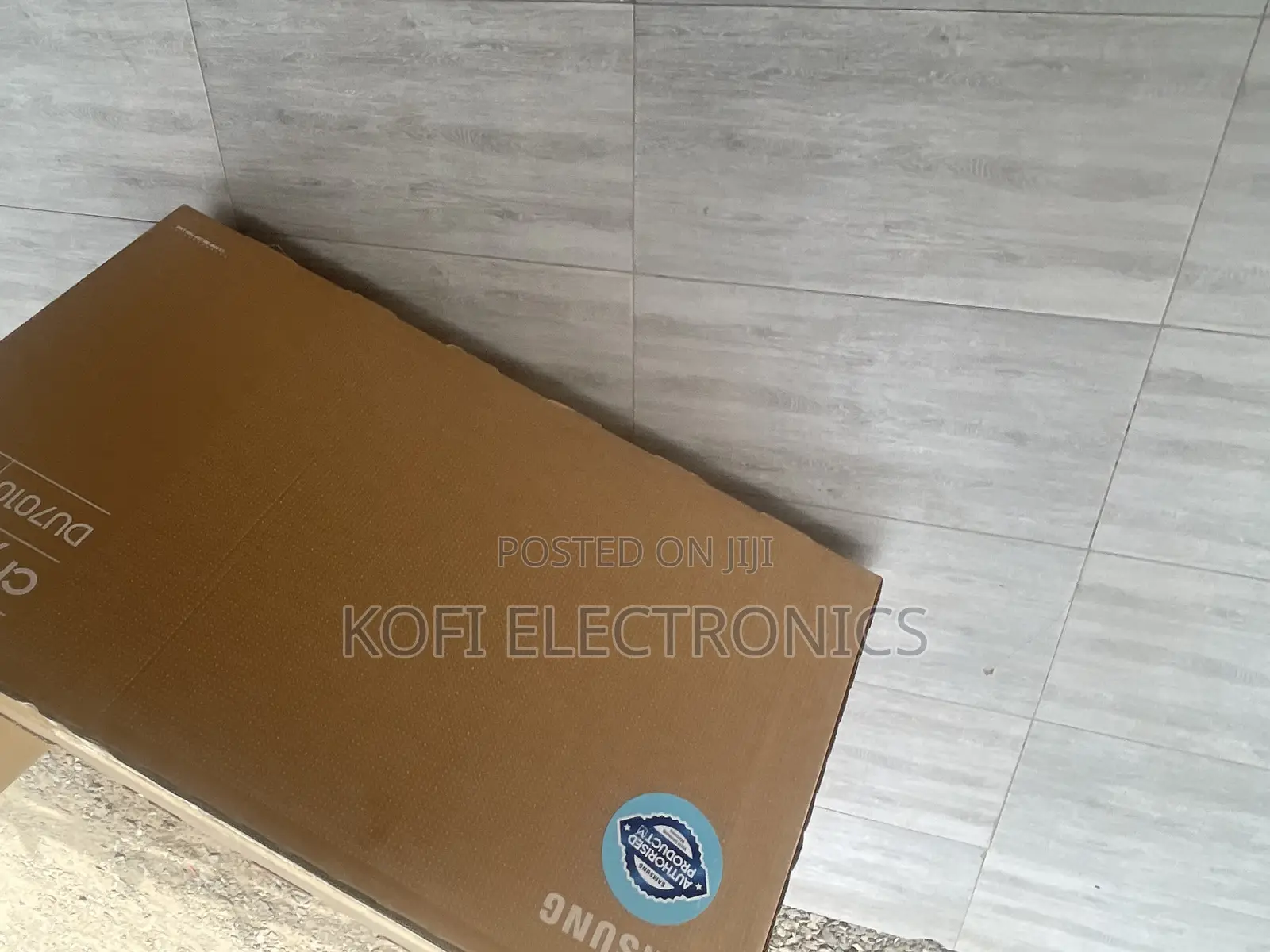 Du7010 Samsung 43" Crystal Uhd TV 3840X2160