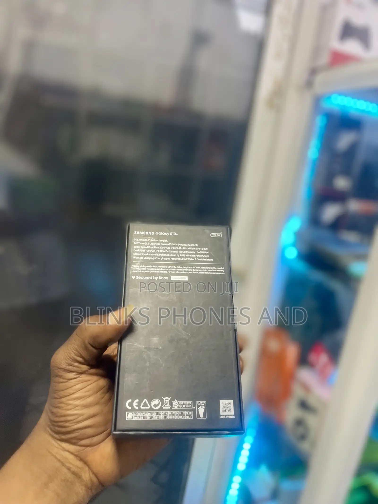New Samsung Galaxy S10e 128 GB Orange