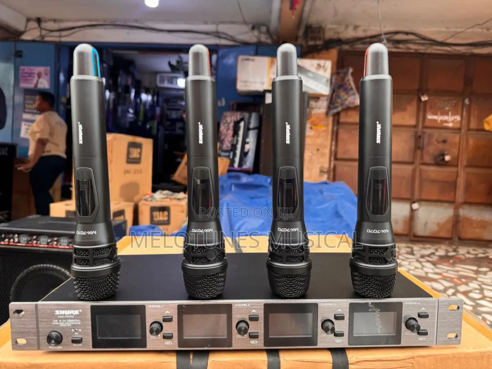 Shure Mx-7070 Axient Digital Wireless Microphone