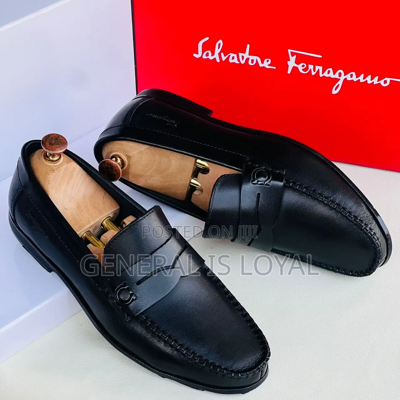 Ferragamo Shoe Brown Black