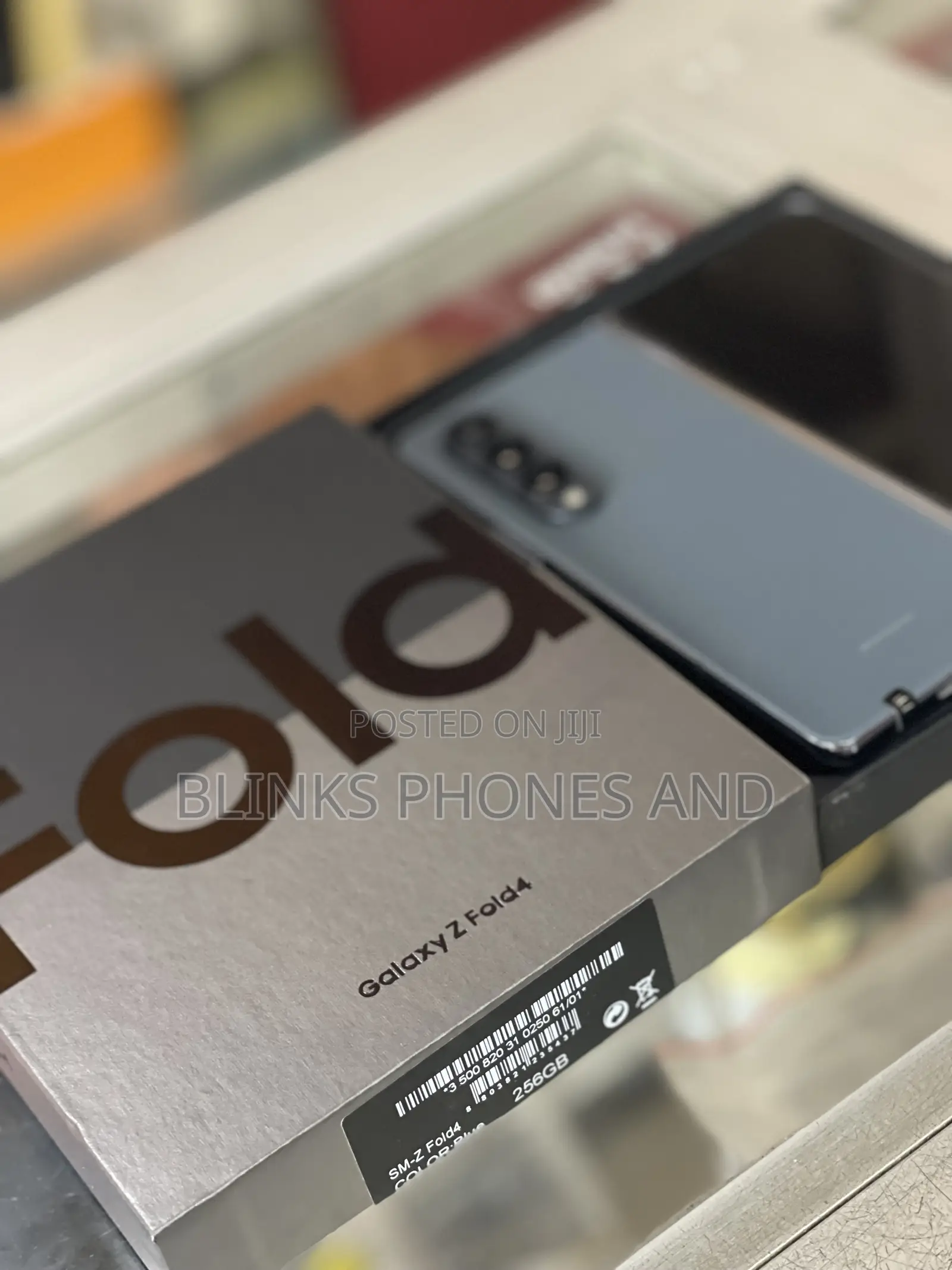New Samsung Galaxy Z Fold4 256 GB Blue