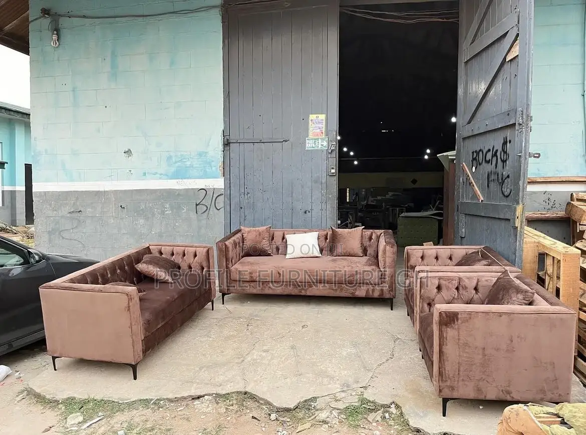 Brown Set Sofa.