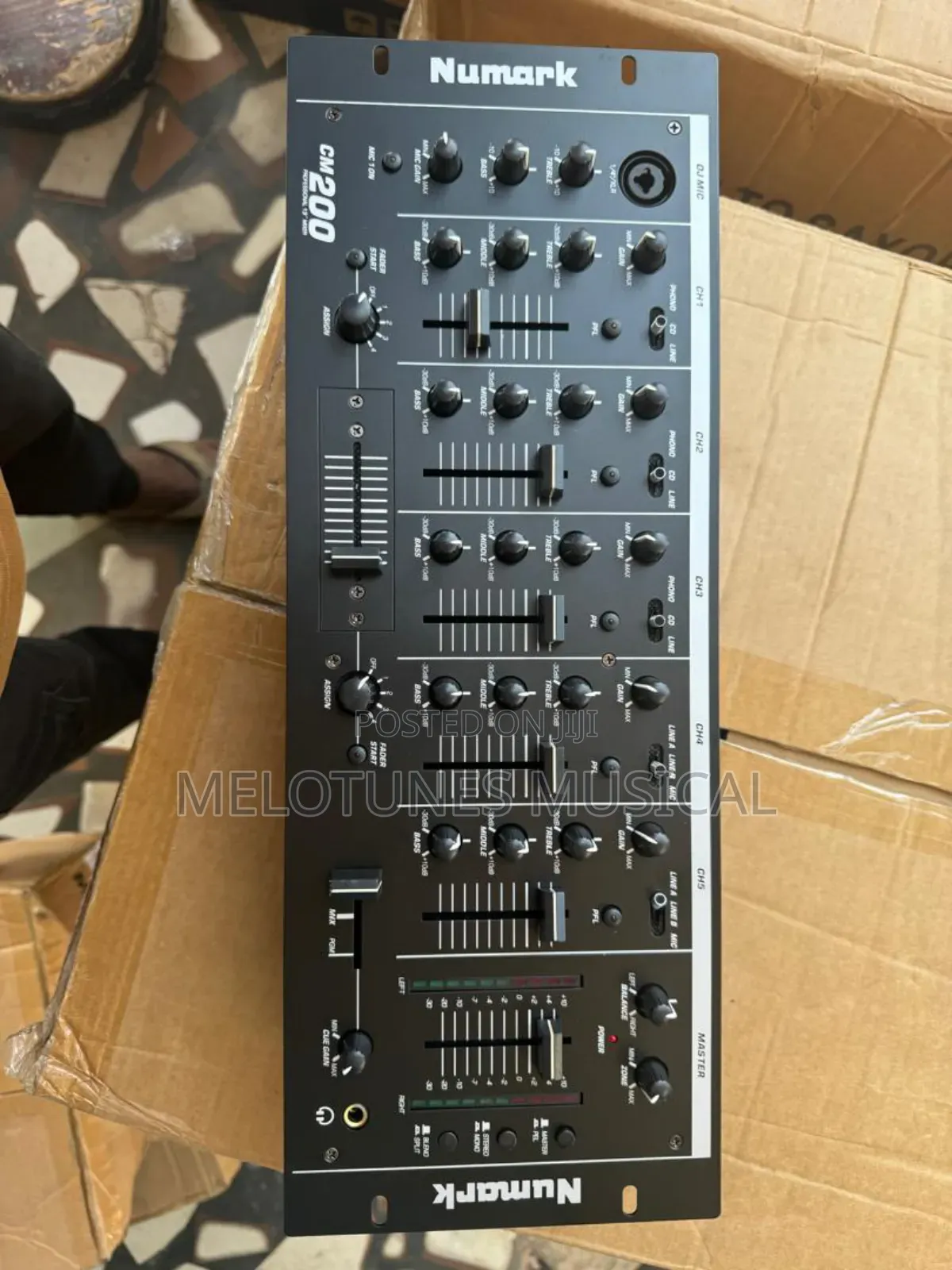 Numark Cm200 Dj Mixer