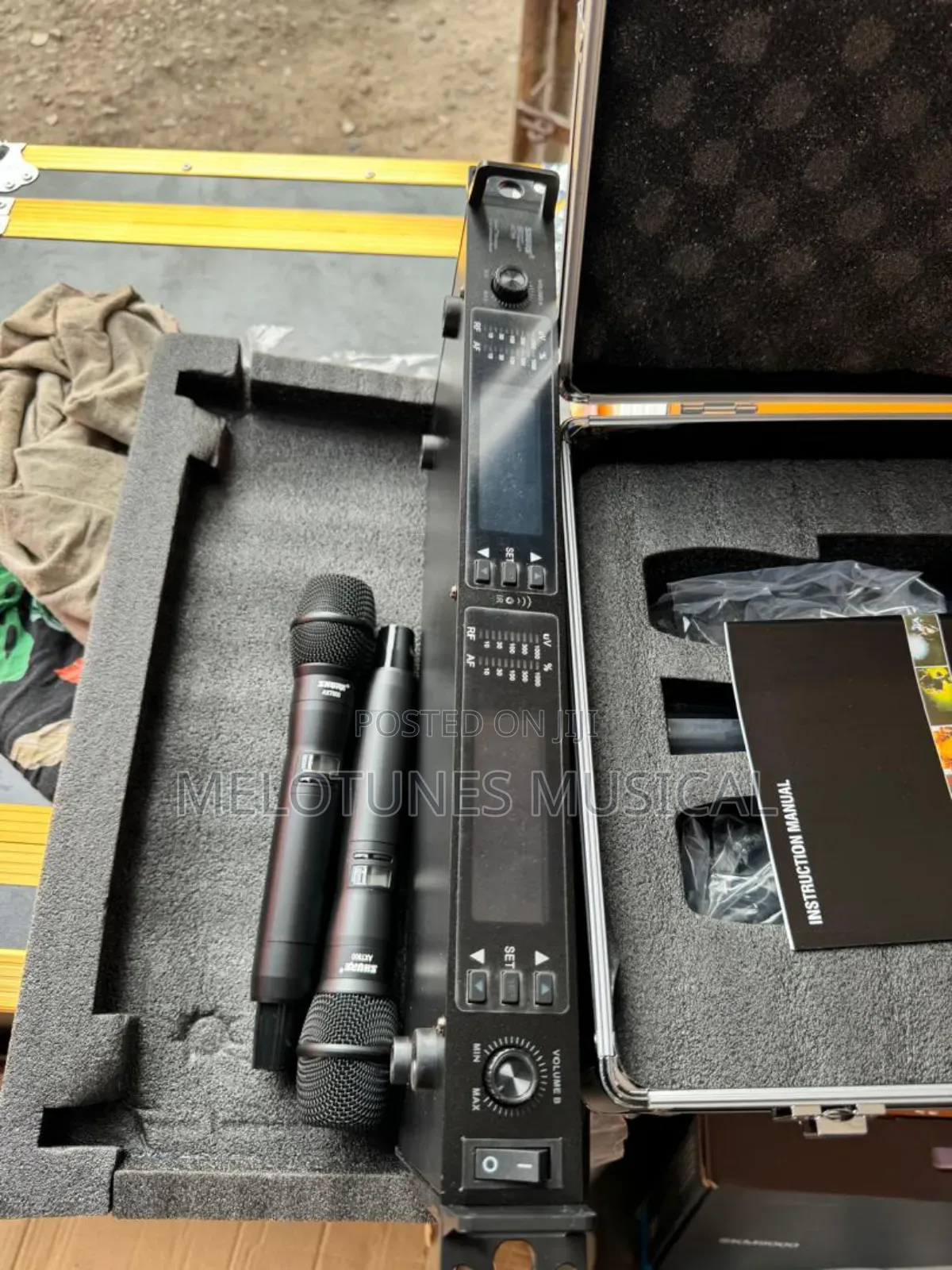 Shure Axt800 Axient Digital Dual Wireless Microphone