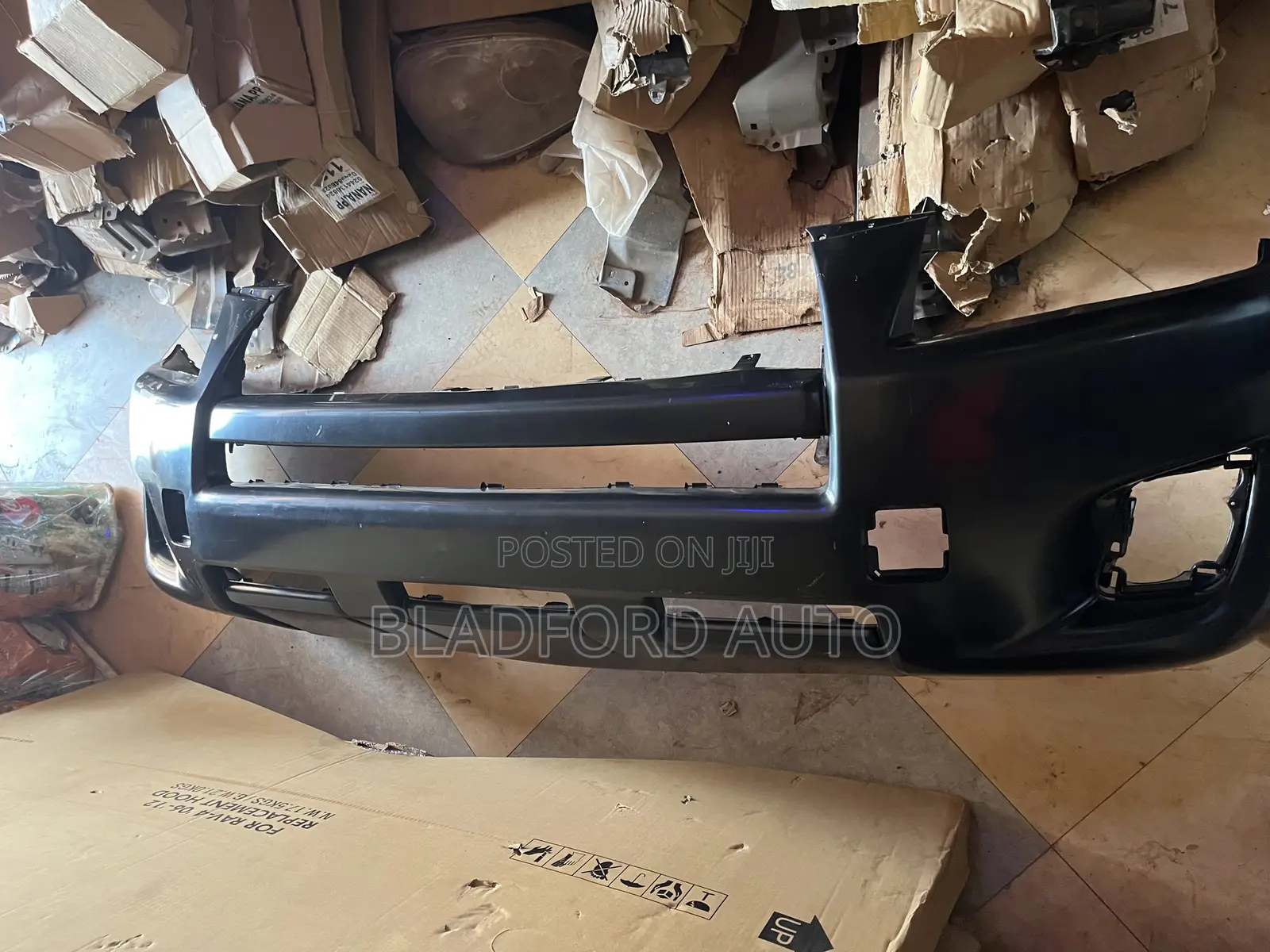 Rav 4 2009-2012 Bumper Taiwan