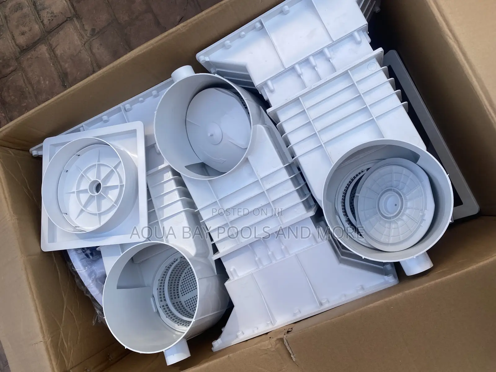 Brand New Long Throat Swimming Pool Skimmers