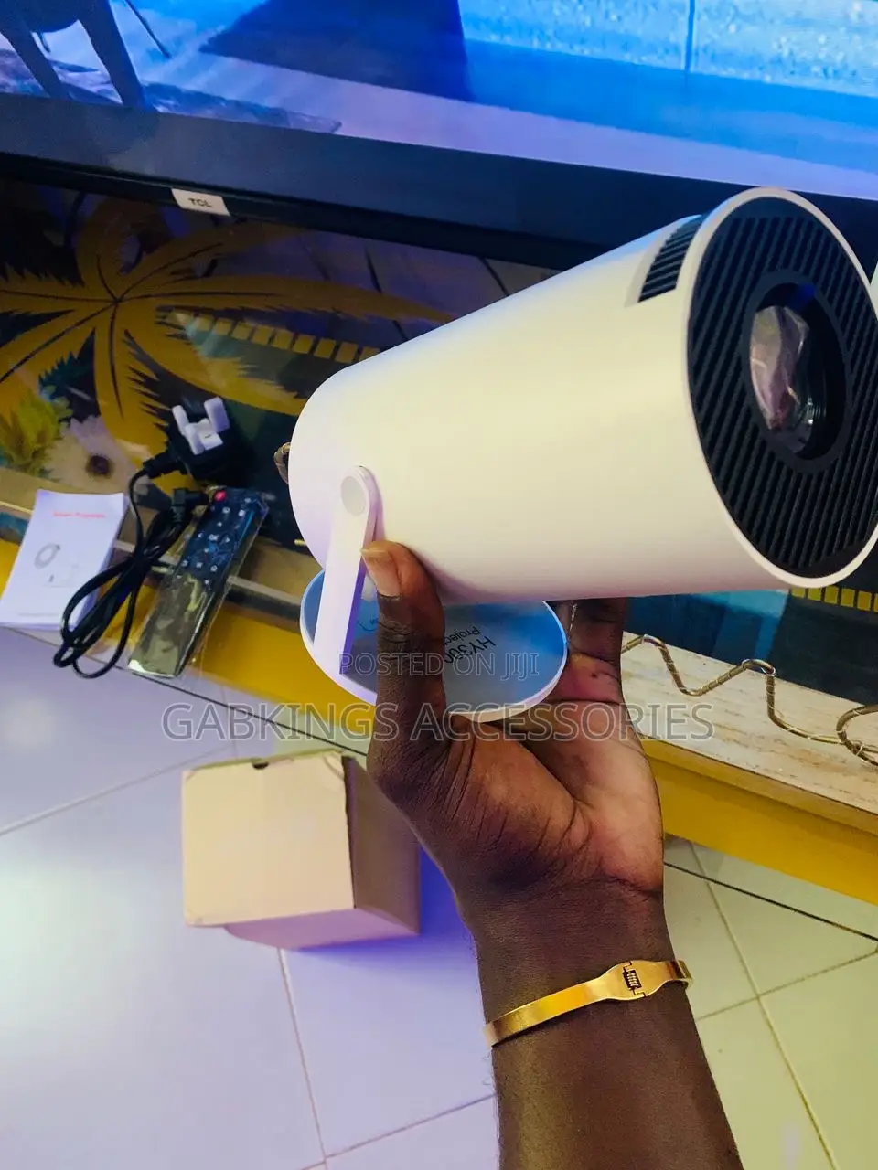 Smart Android Projector